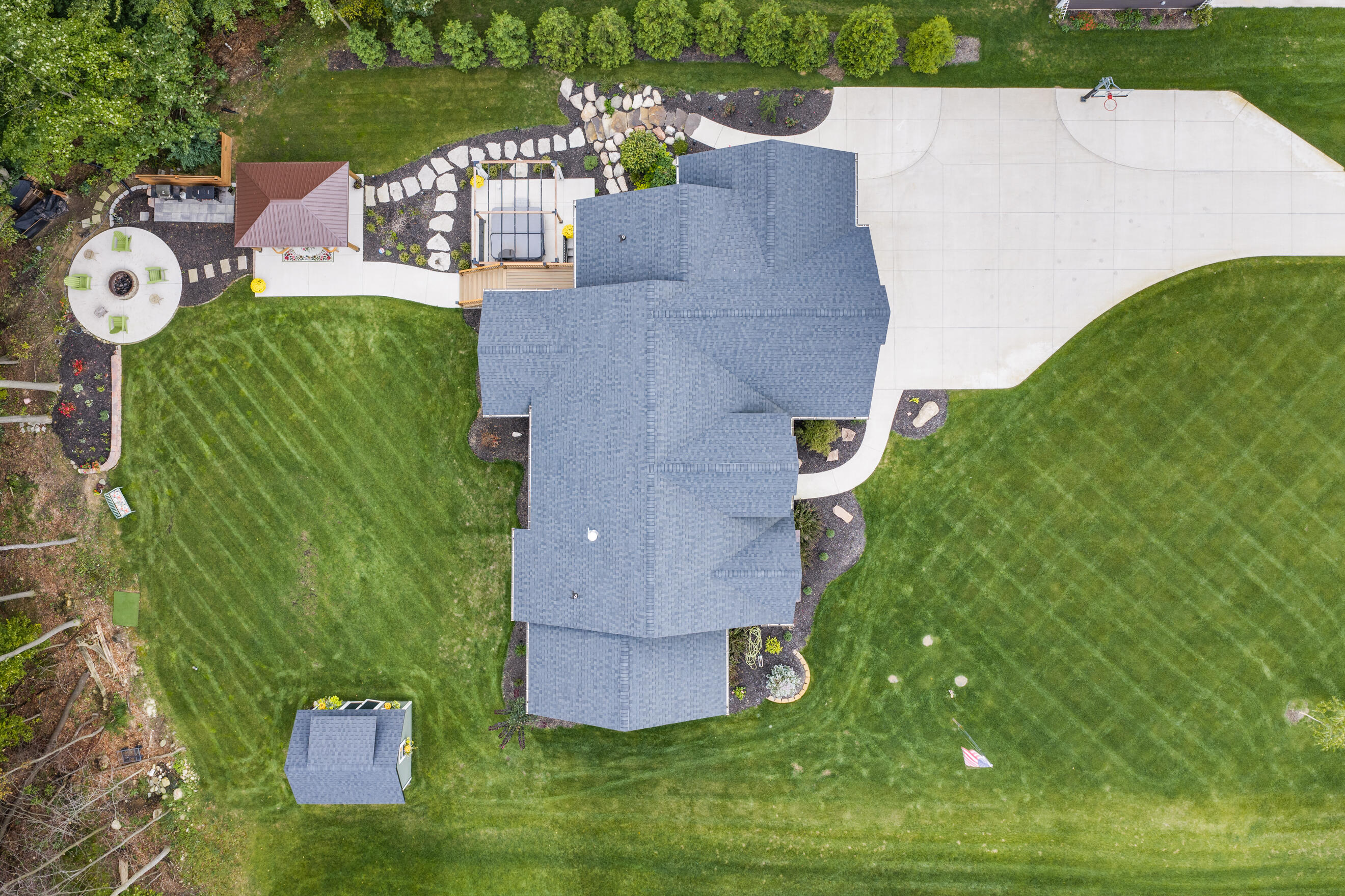 7258 Crossridge Drive SE Grand Rapids MI 49512
