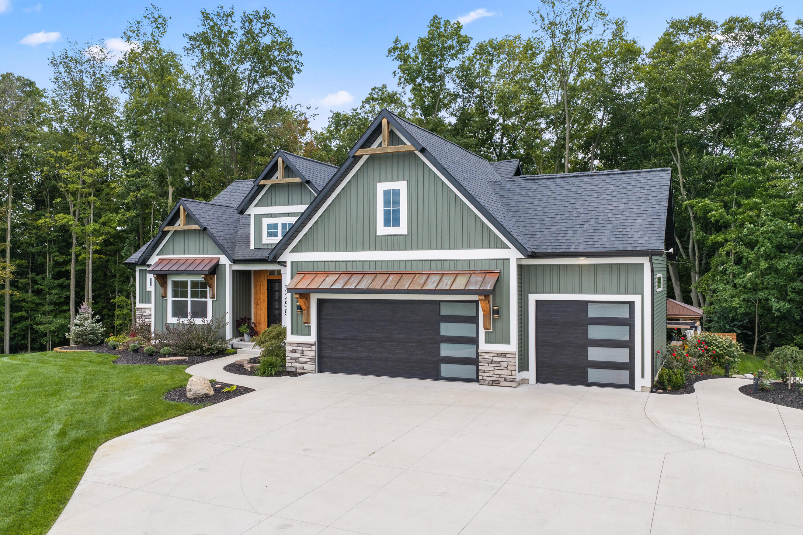 7258 Crossridge Drive SE Grand Rapids MI 49512