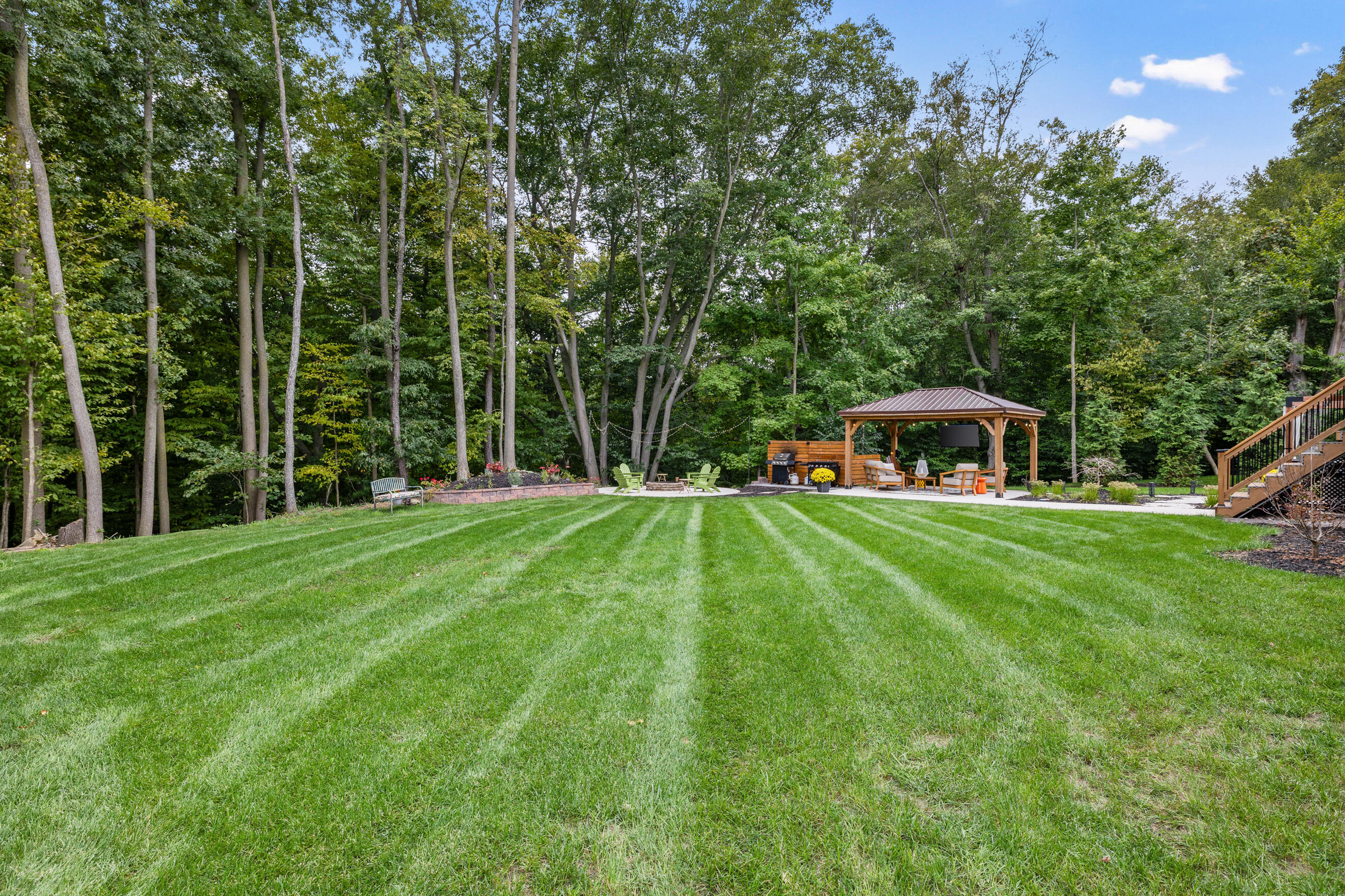 7258 Crossridge Drive SE Grand Rapids MI 49512