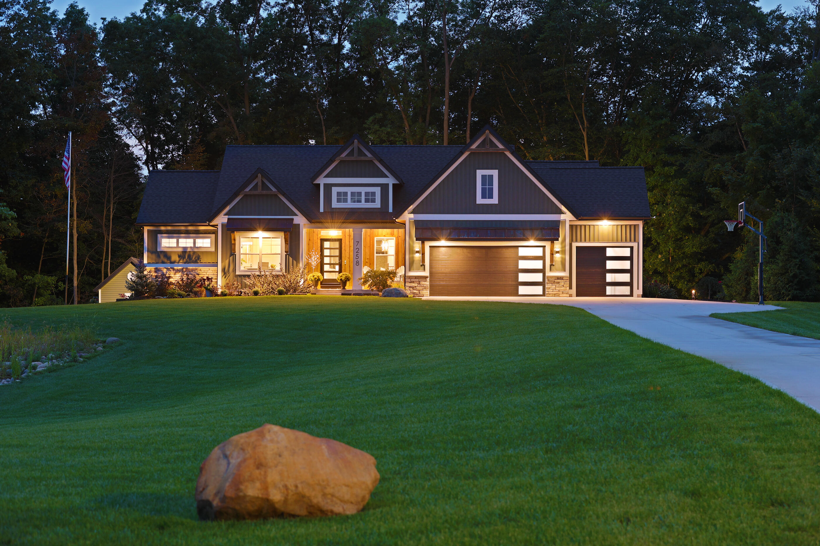 7258 Crossridge Drive SE Grand Rapids MI 49512