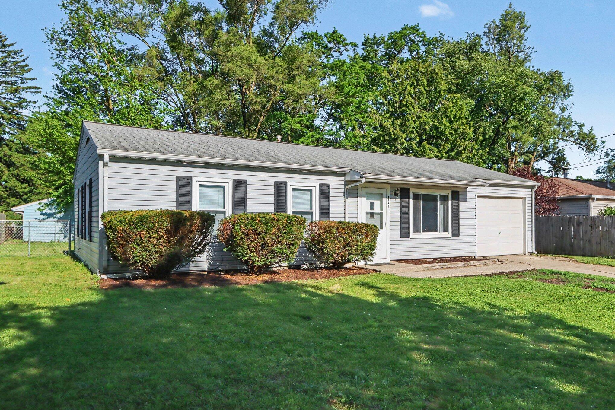 2725 Cimarron Drive Kalamazoo MI 49004