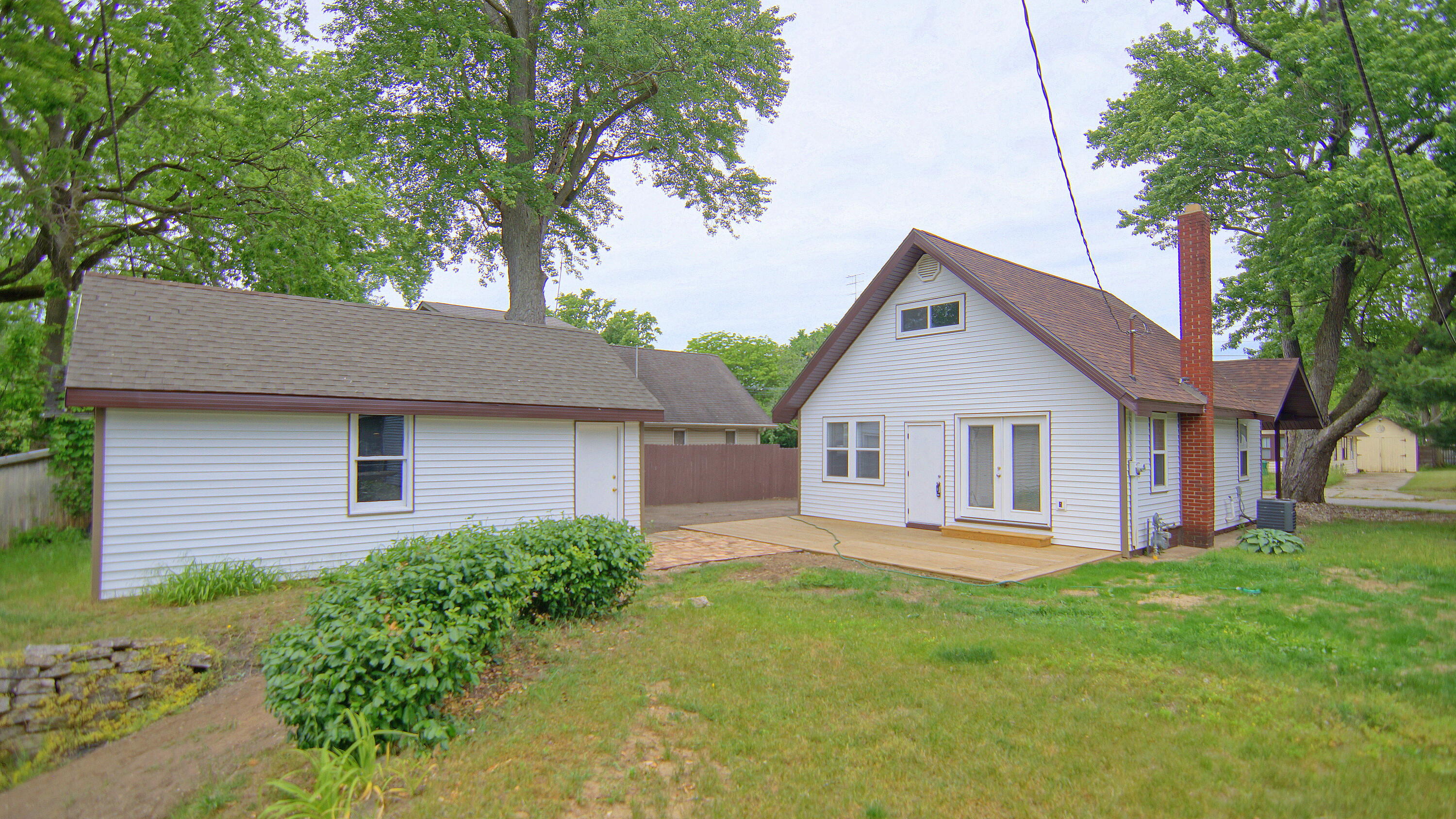 40 River Street Niles MI 49120