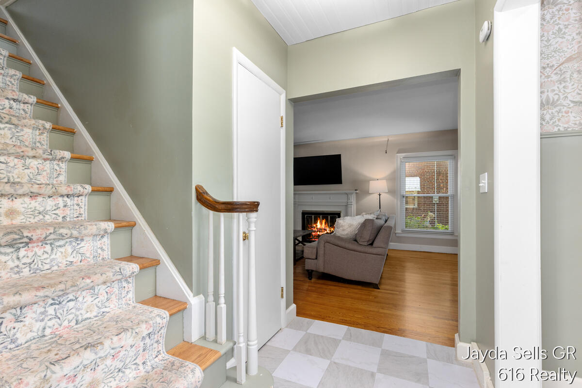 1853 Leonard Street NW Grand Rapids MI 49504