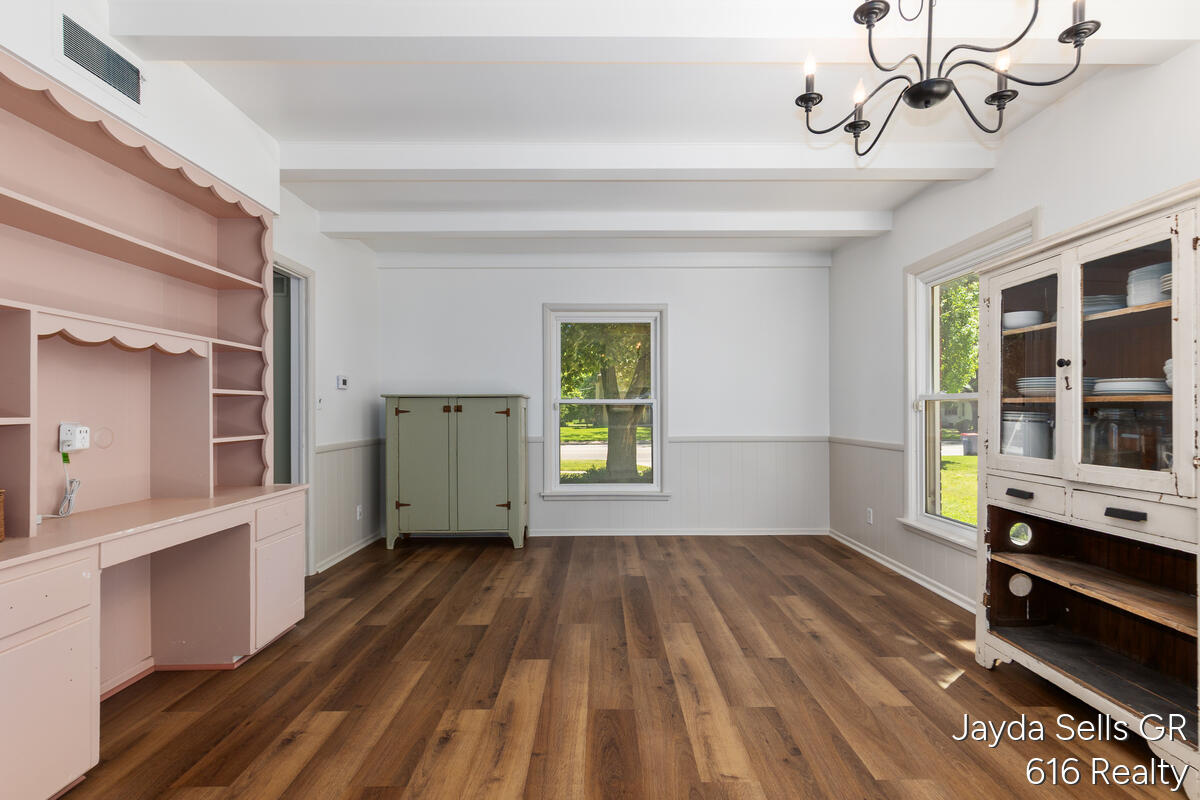 1853 Leonard Street NW Grand Rapids MI 49504