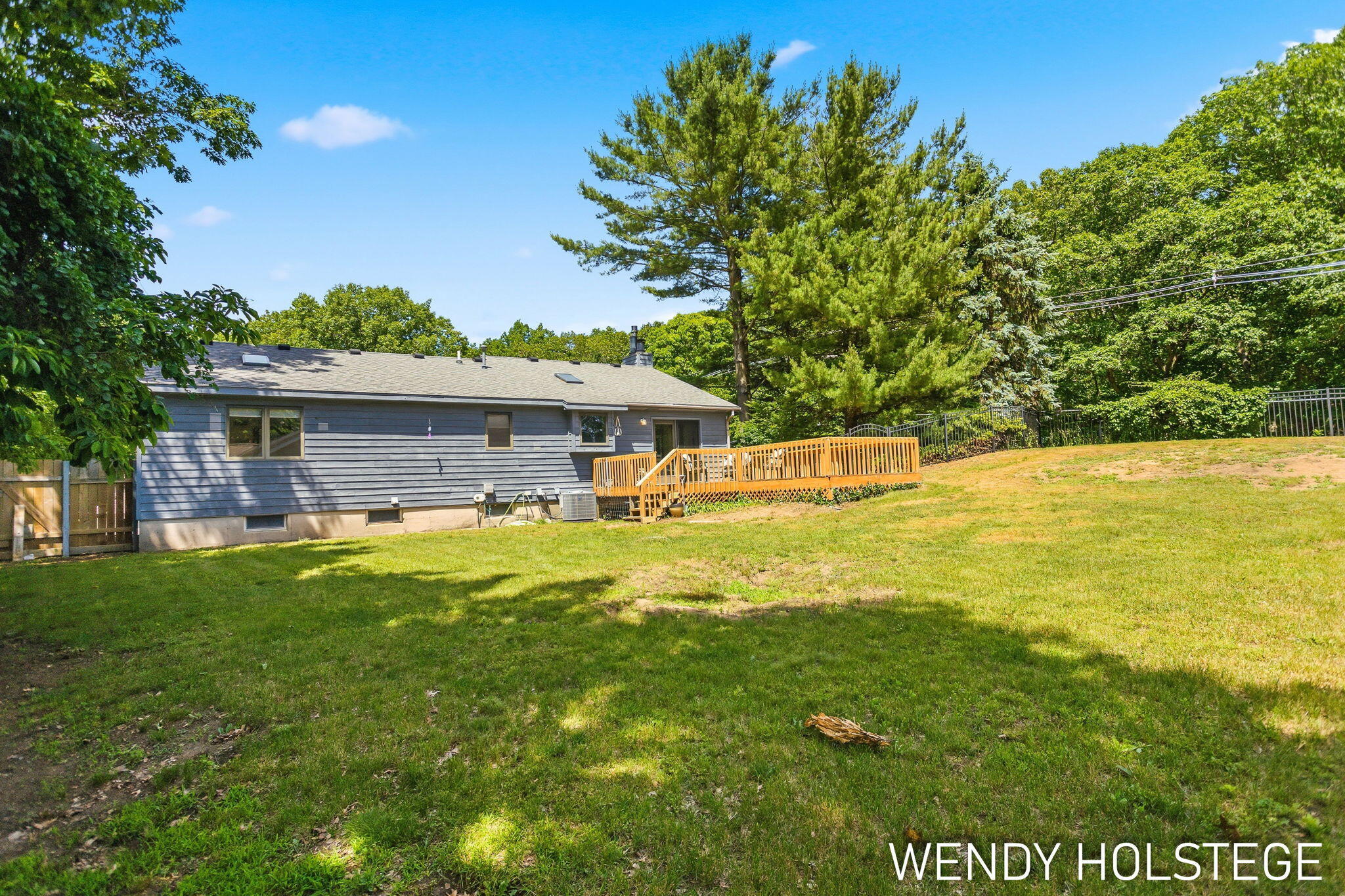 2135 Lakeridge Drive Holland MI 49424