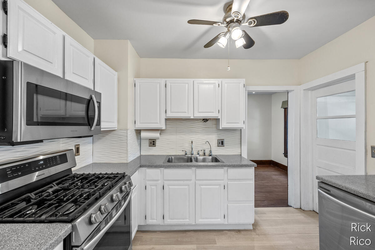 2246 Harding Avenue Muskegon MI 49441