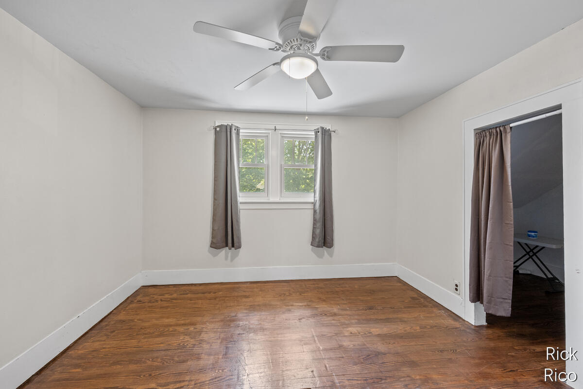 2246 Harding Avenue Muskegon MI 49441
