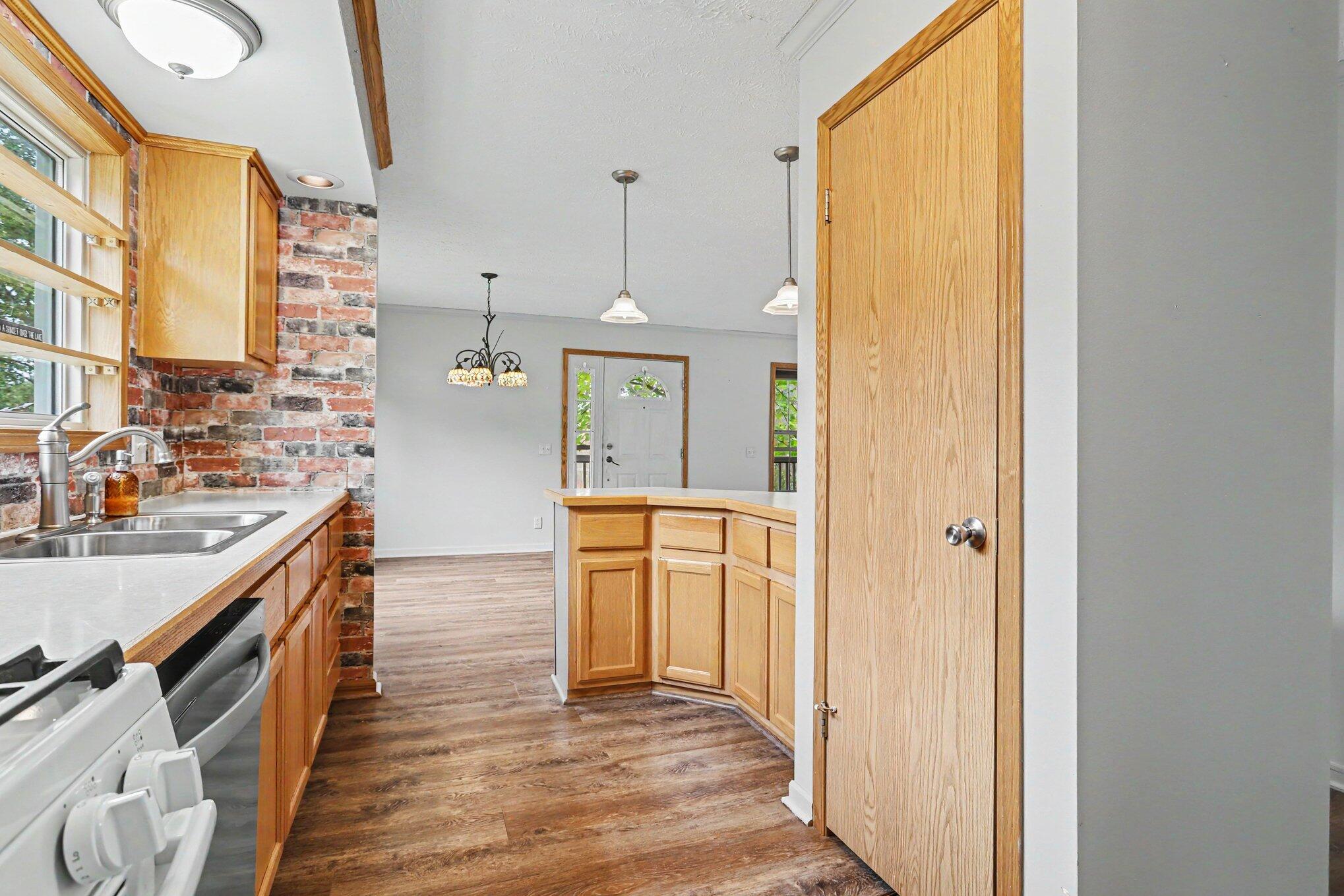 734 Catfish Drive Allegan MI 49010