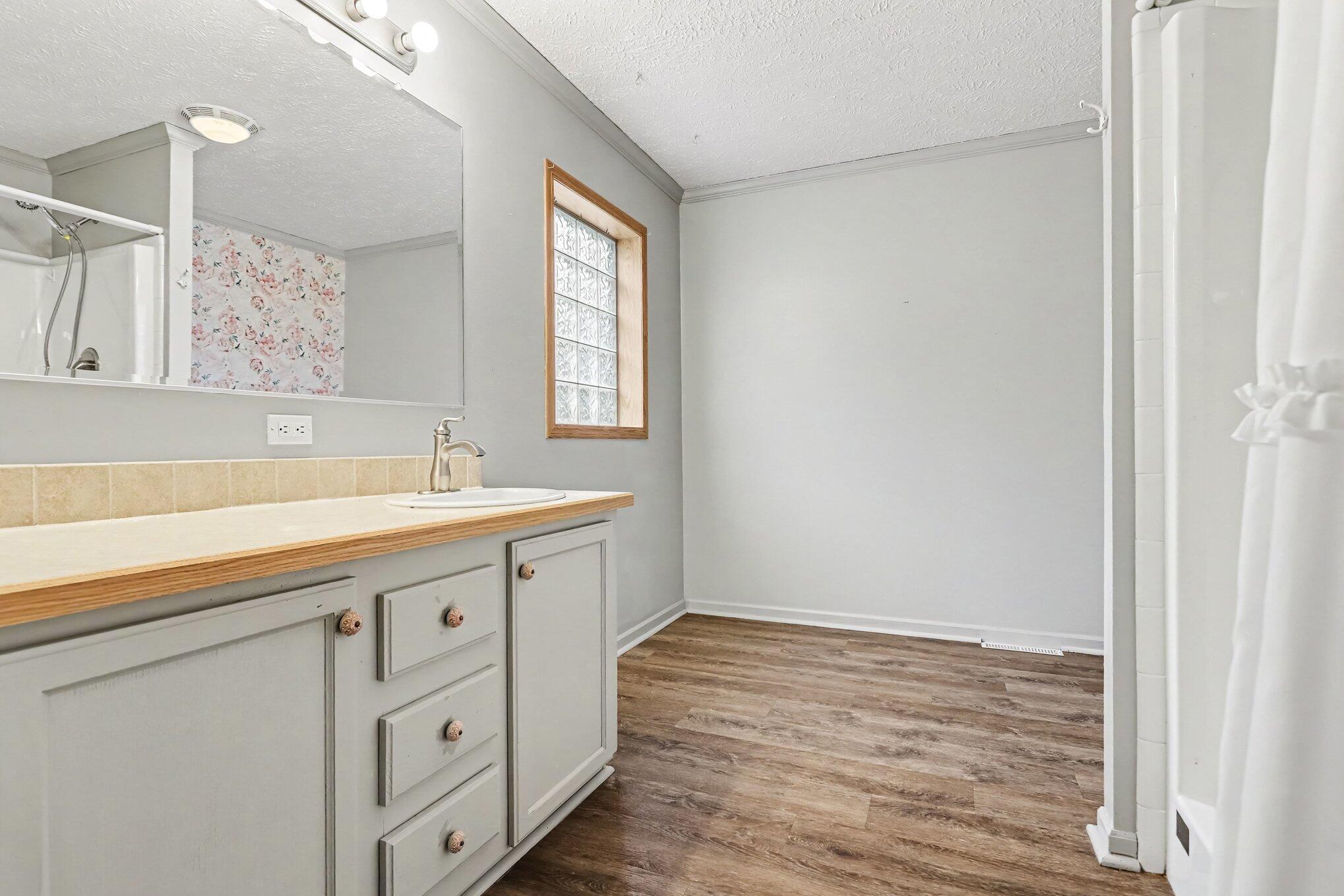 734 Catfish Drive Allegan MI 49010