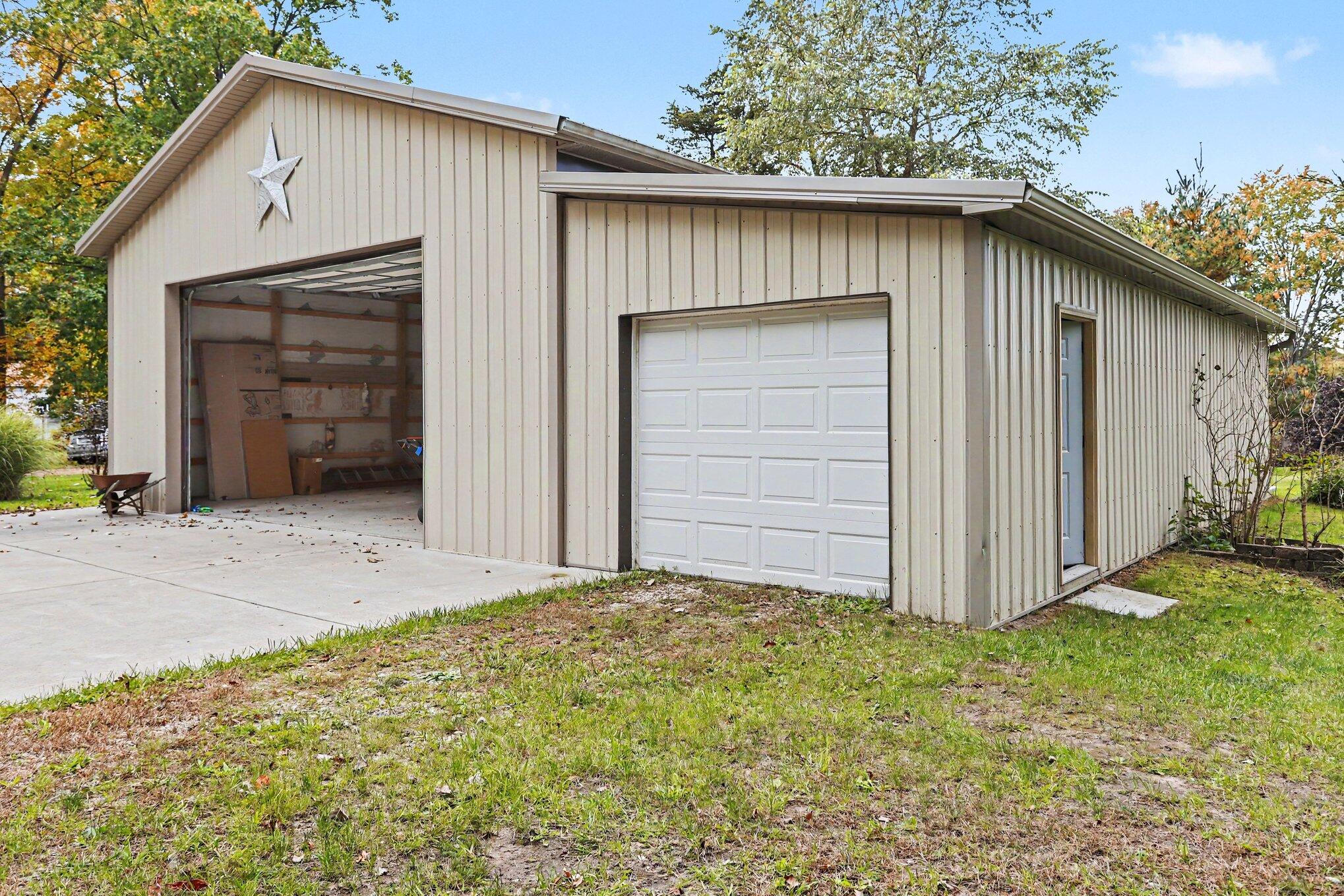 734 Catfish Drive Allegan MI 49010