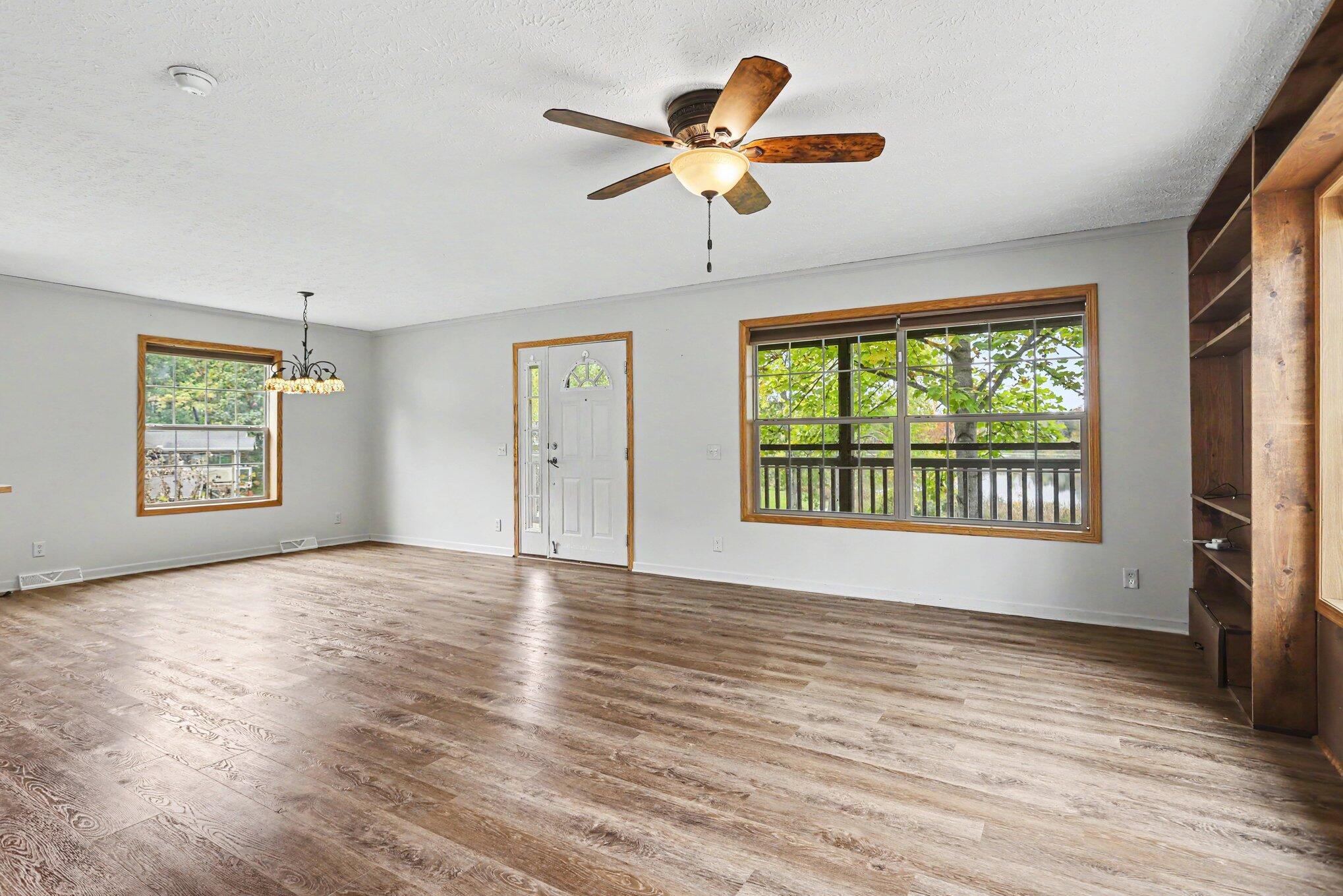 734 Catfish Drive Allegan MI 49010