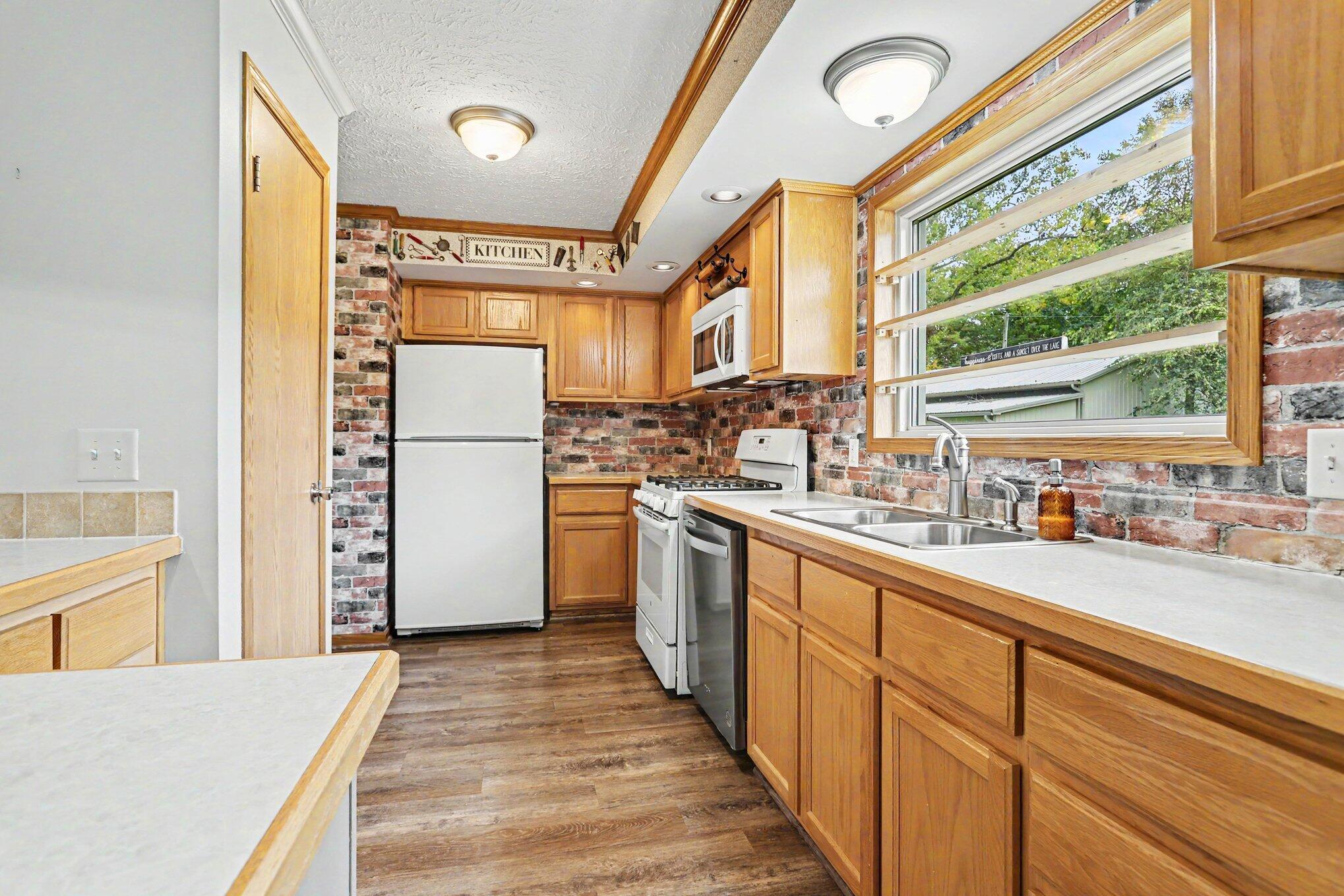 734 Catfish Drive Allegan MI 49010