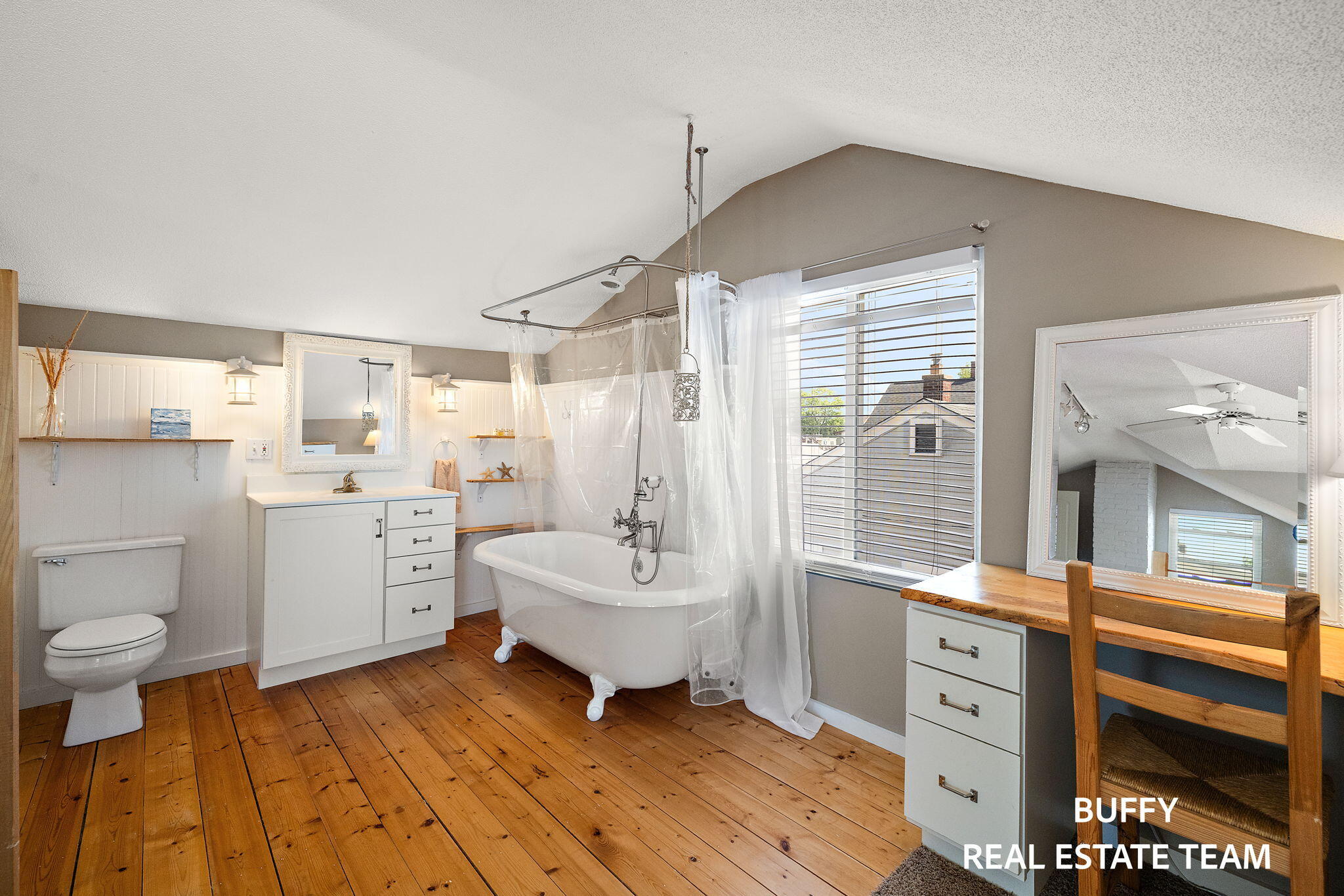 1602 Beach Street Muskegon MI 49441