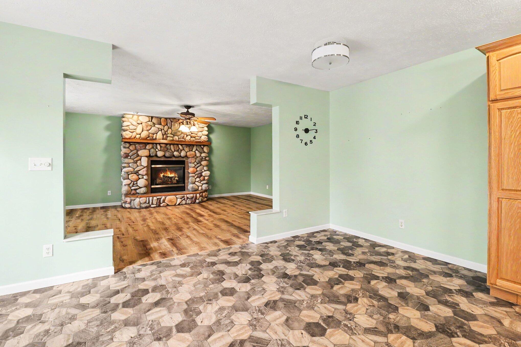 3175 W Hansen Road Ludington MI 49431