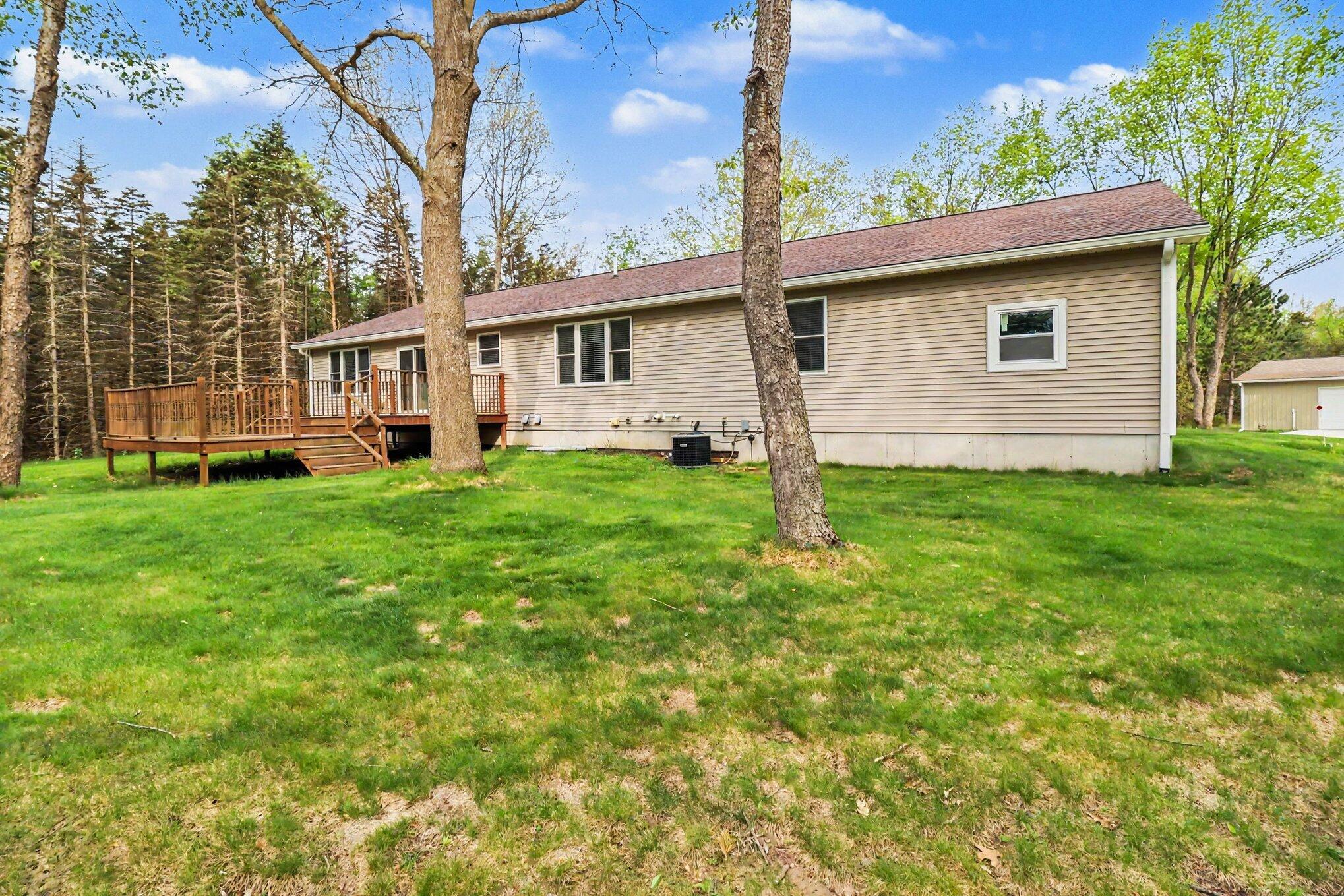 3175 W Hansen Road Ludington MI 49431