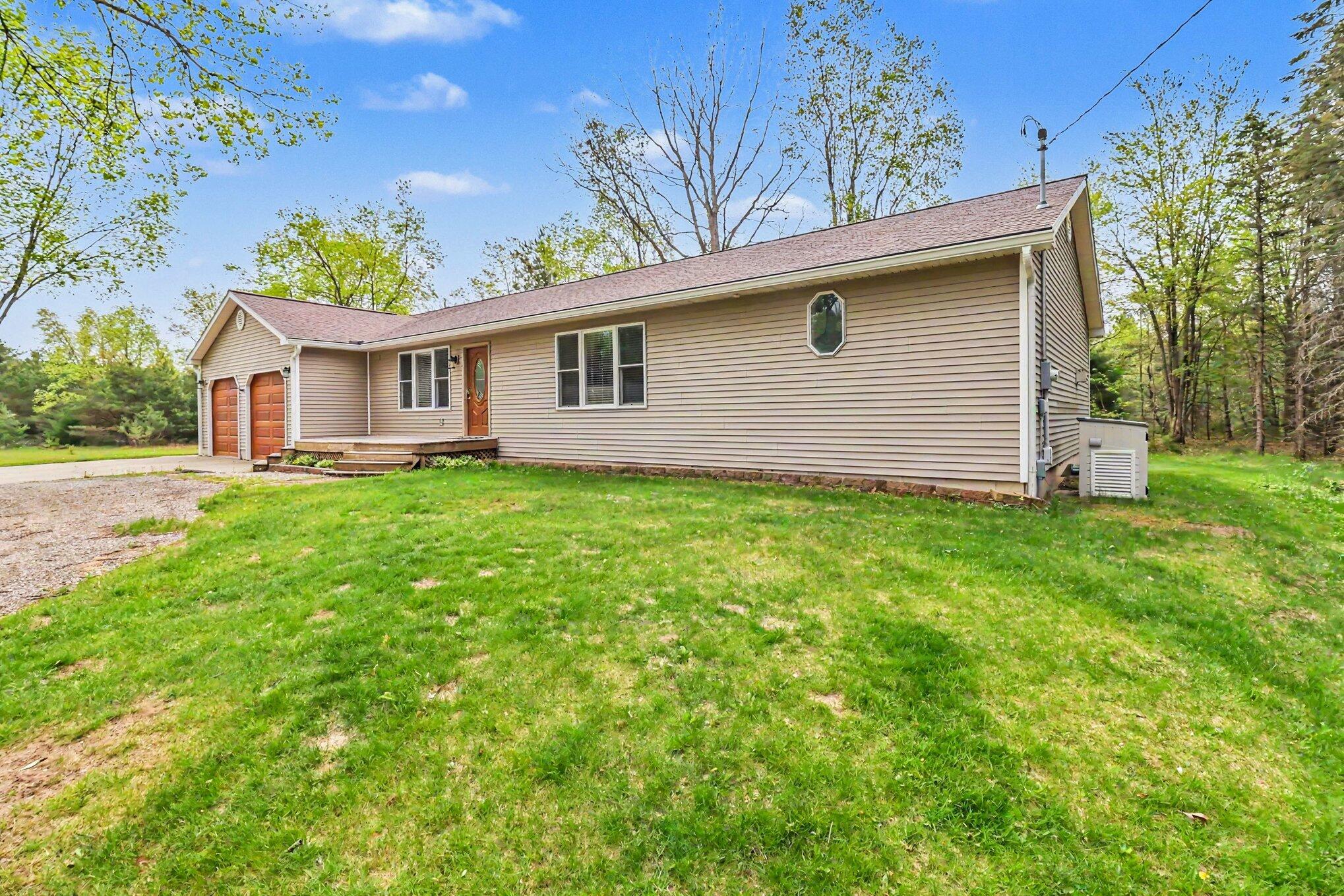 3175 W Hansen Road Ludington MI 49431