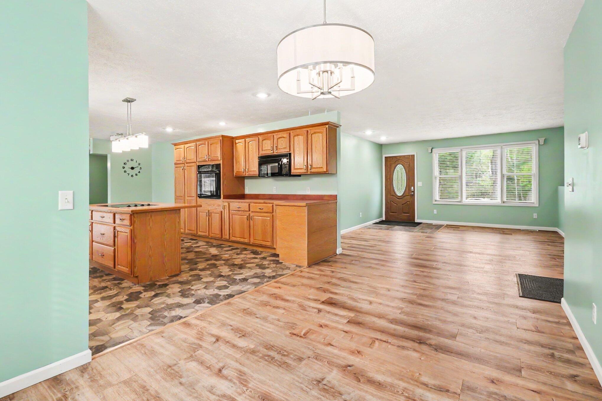 3175 W Hansen Road Ludington MI 49431
