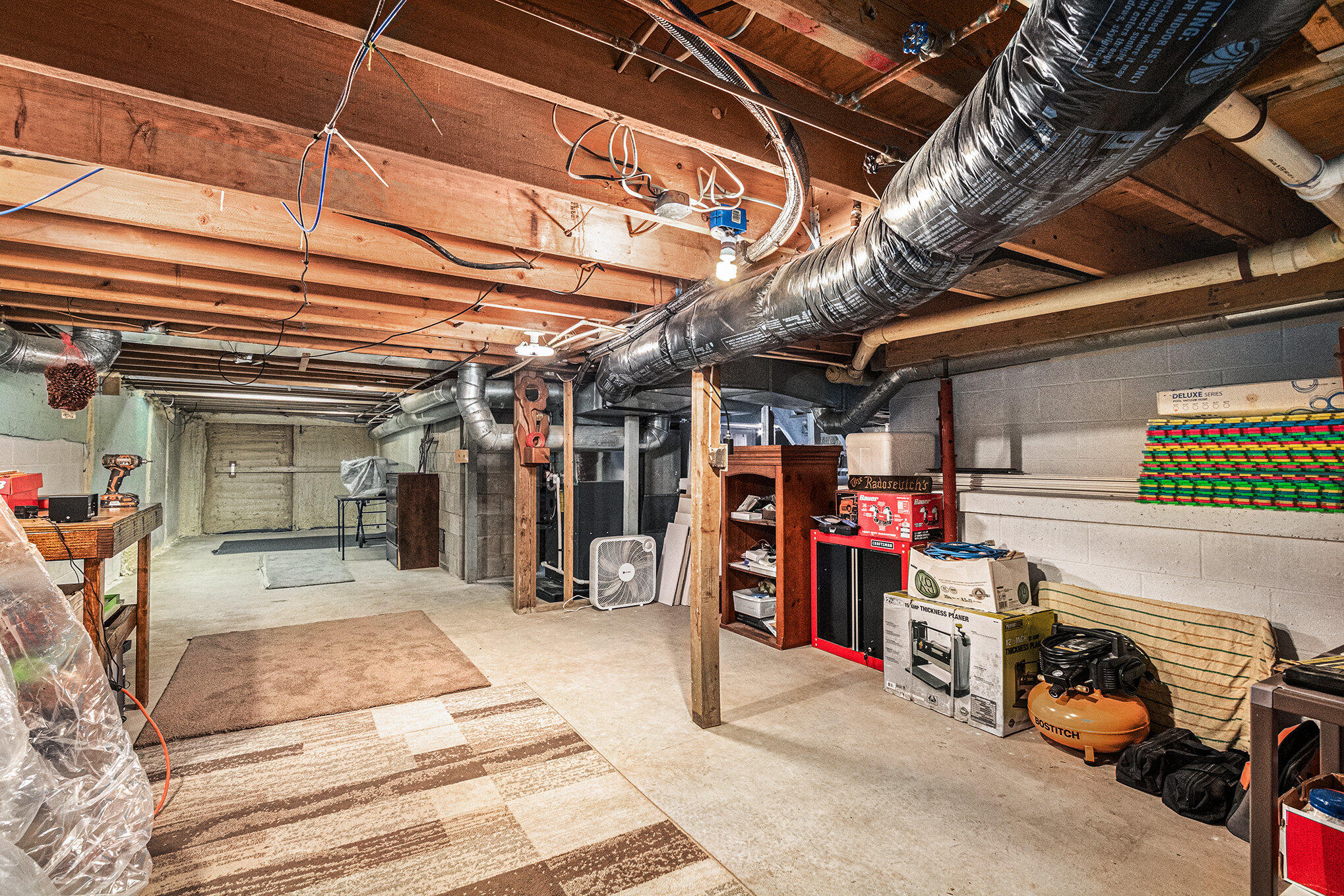 55945 Inn D Inn Drive Dowagiac MI 49047