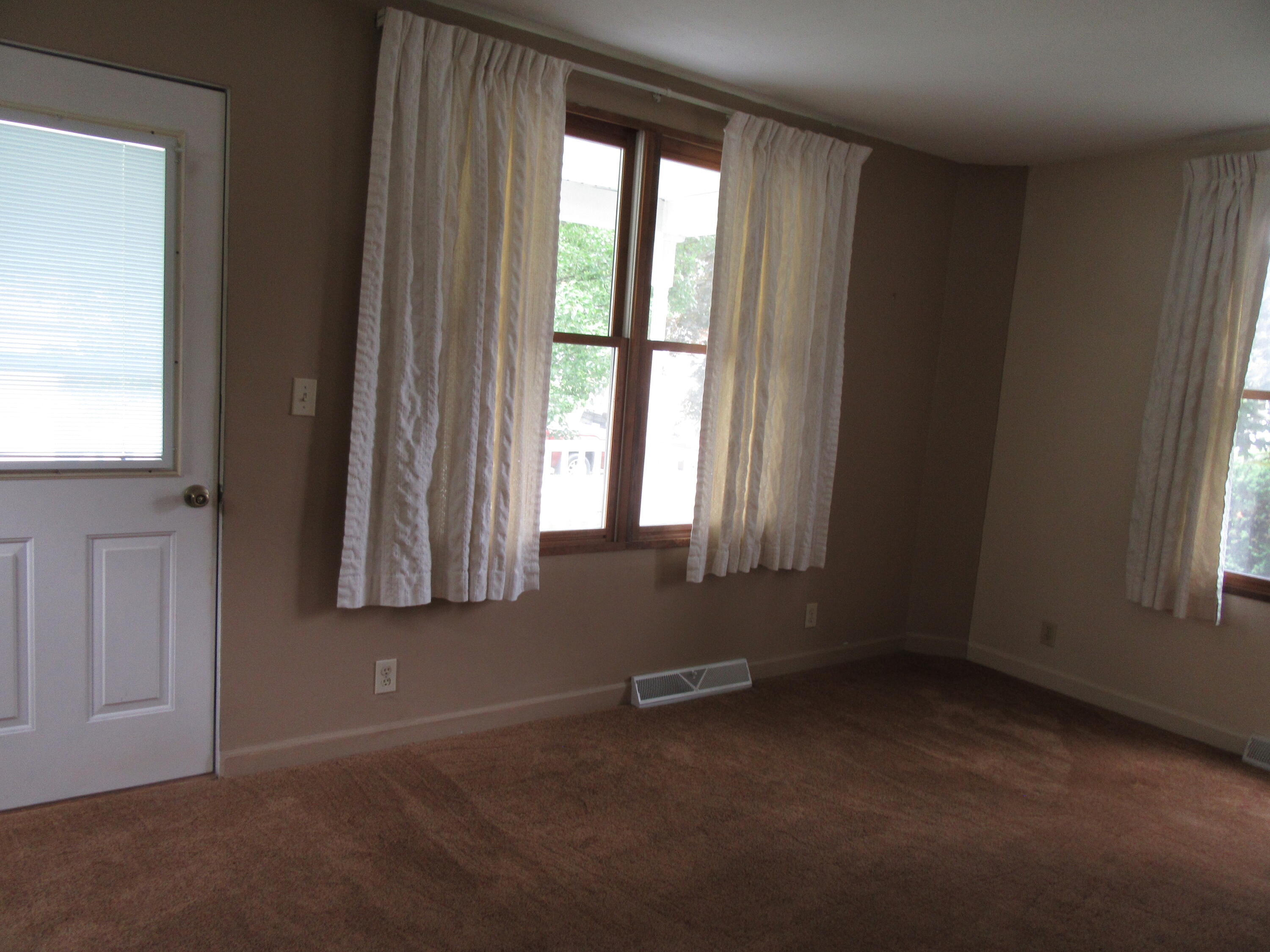 9567 Maplewood Avenue Bridgman MI 49106