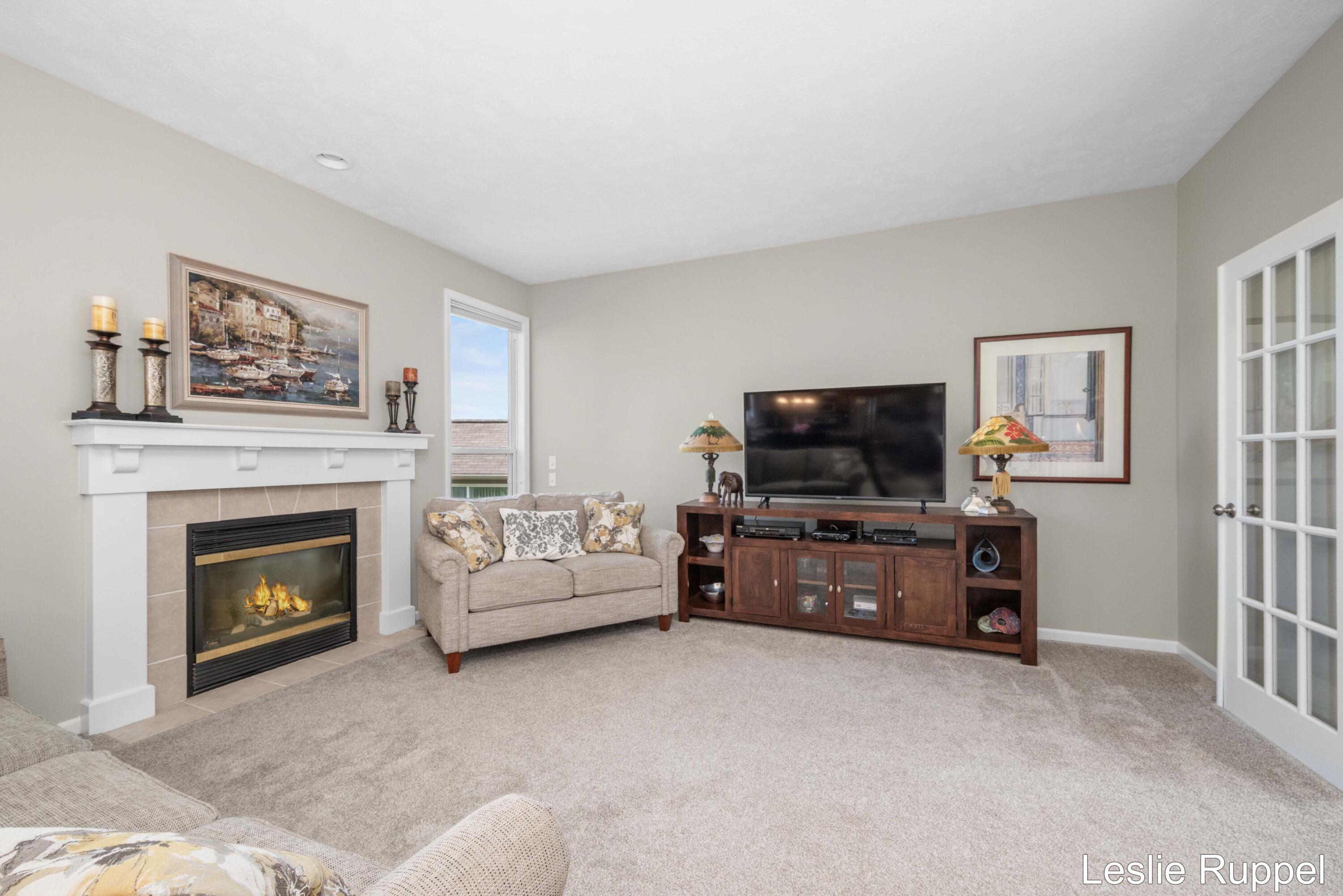 2643 Arbor Chase Drive NE Grand Rapids MI 49525