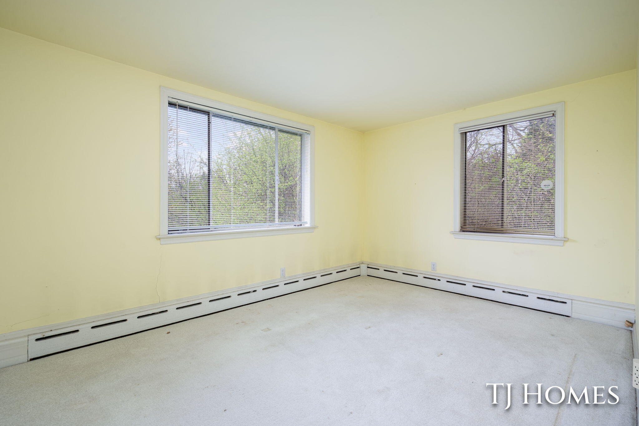 2914 Cascade Road SE Grand Rapids MI 49506