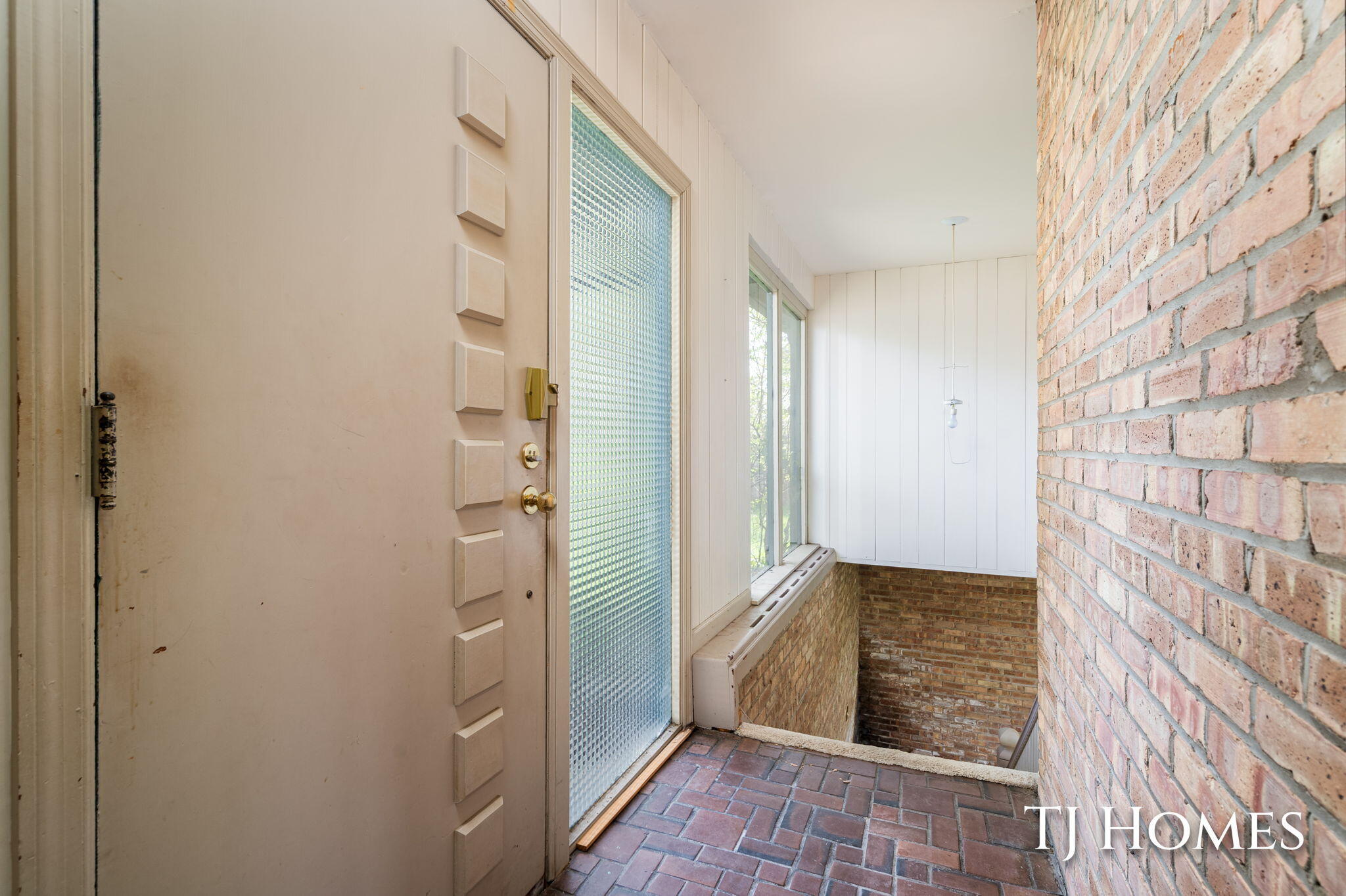 2914 Cascade Road SE Grand Rapids MI 49506