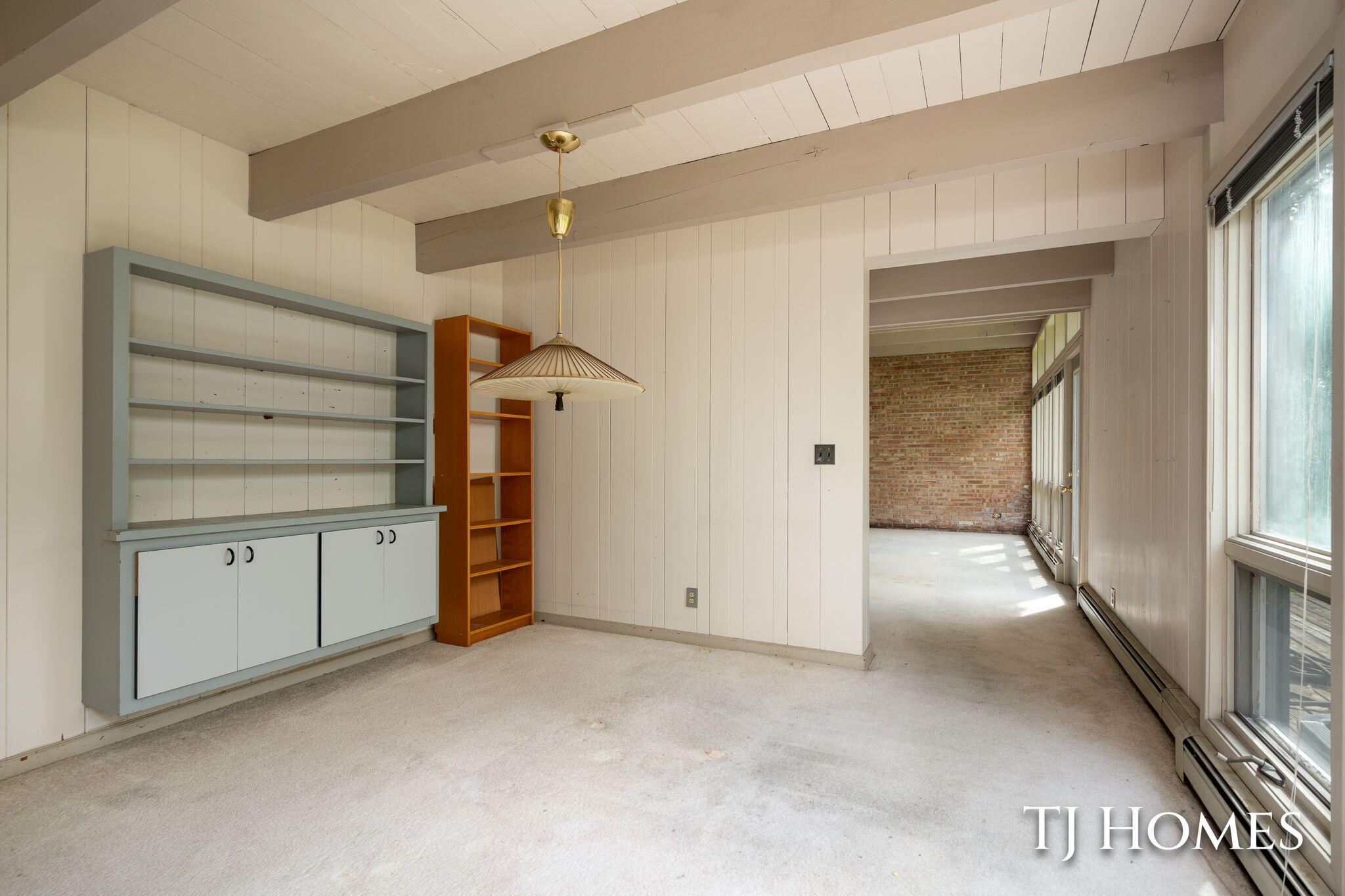 2914 Cascade Road SE Grand Rapids MI 49506