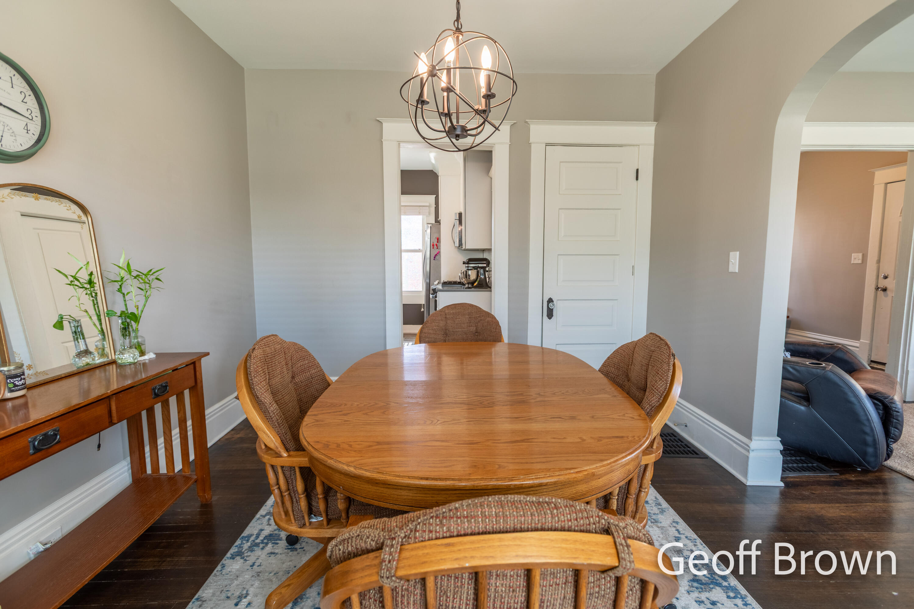 457 James Avenue SE Grand Rapids MI 49503