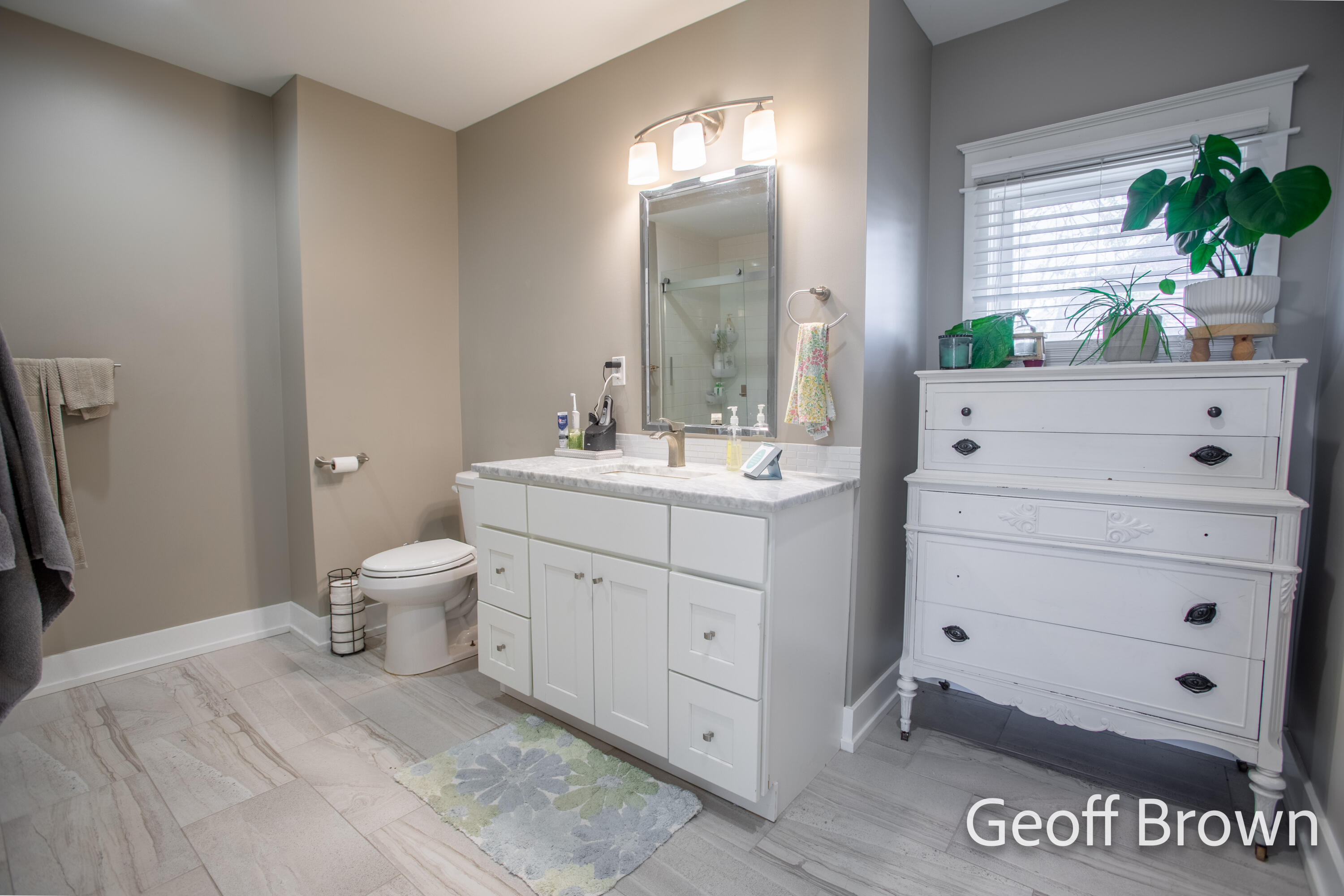 457 James Avenue SE Grand Rapids MI 49503