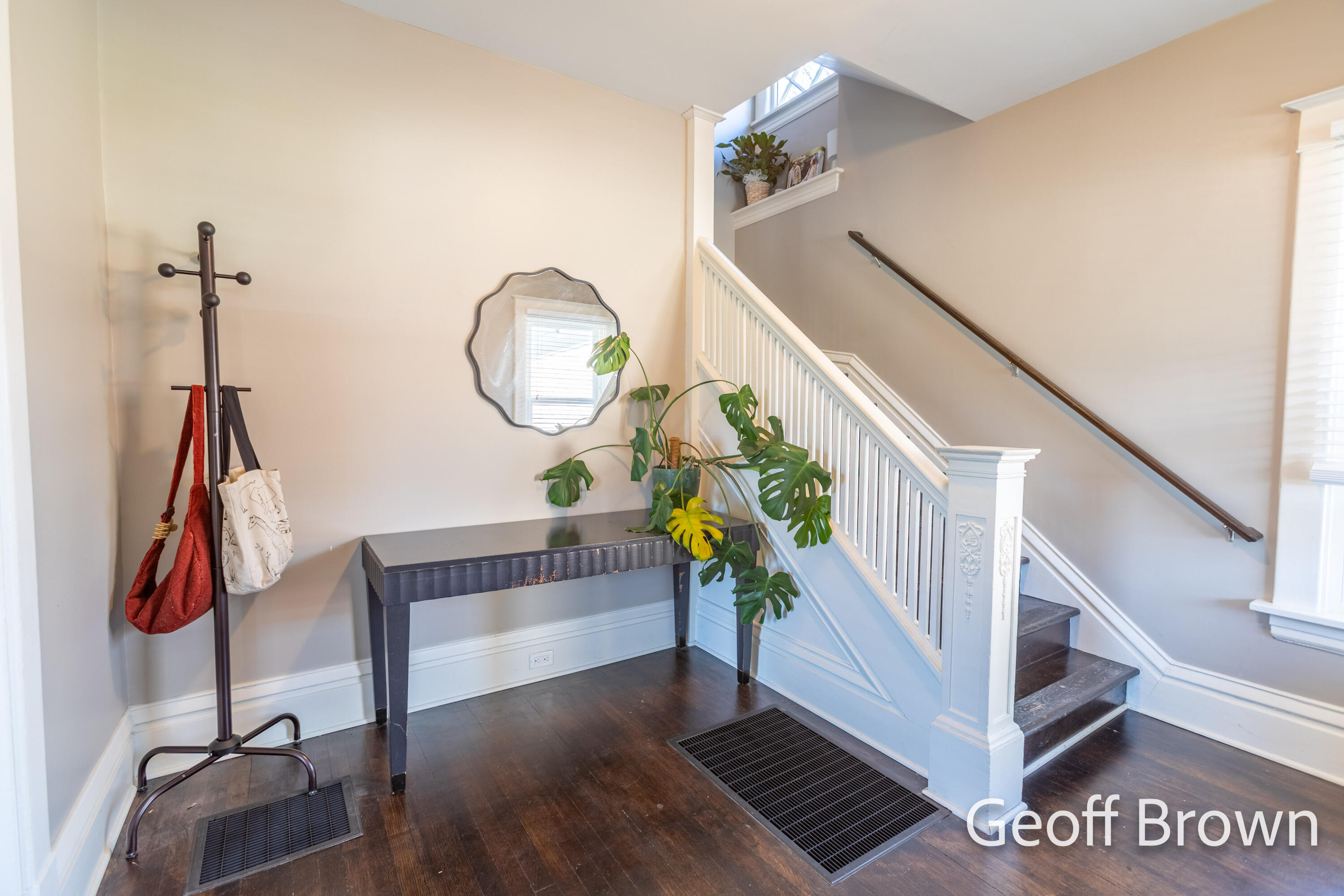457 James Avenue SE Grand Rapids MI 49503