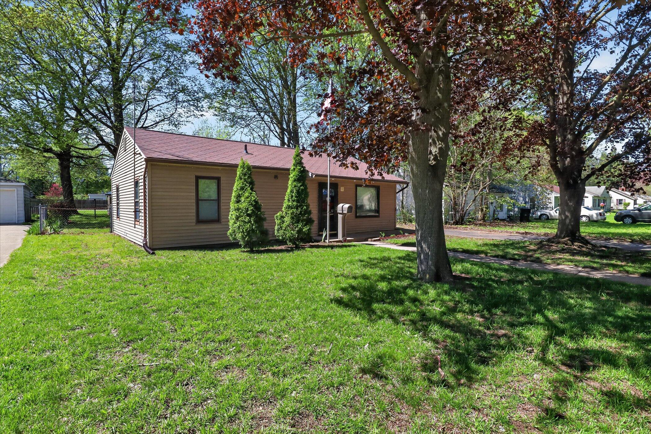 1893 Lewis Drive Niles MI 49120