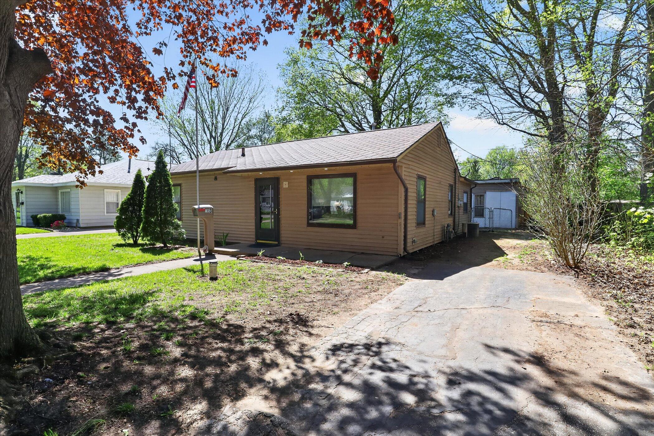 1893 Lewis Drive Niles MI 49120