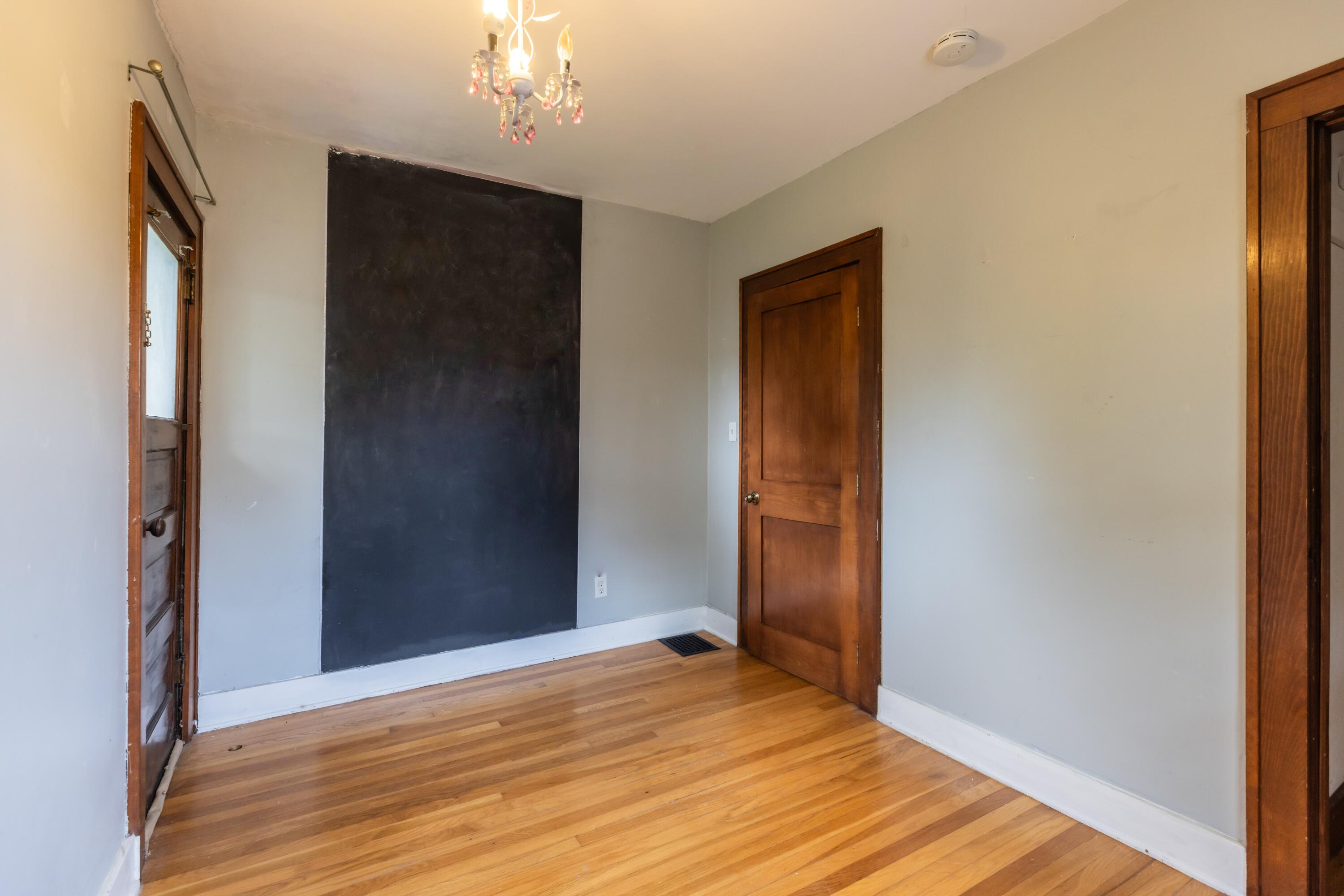 517 Eastern Avenue NE Grand Rapids MI 49503
