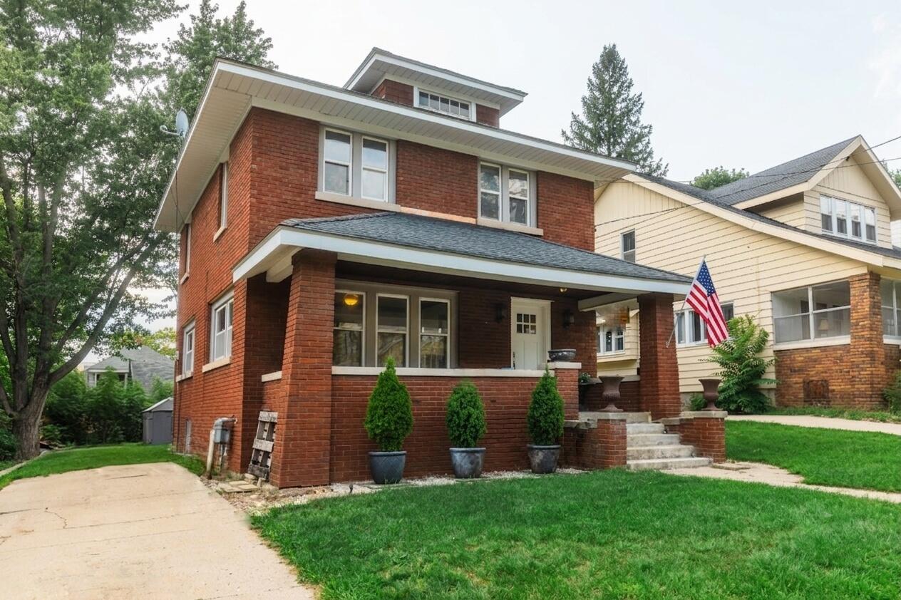 517 Eastern Avenue NE Grand Rapids MI 49503