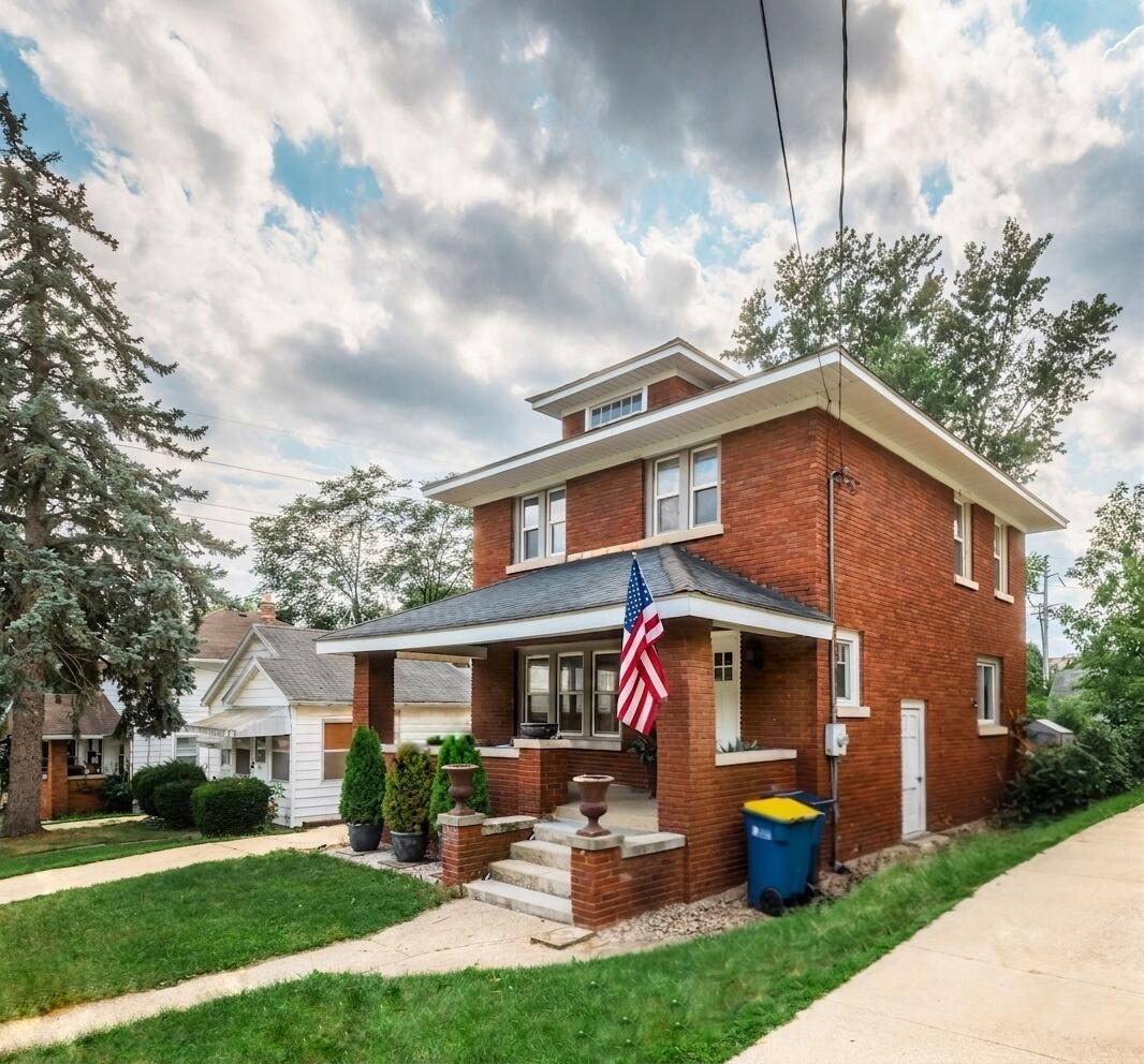 517 Eastern Avenue NE Grand Rapids MI 49503