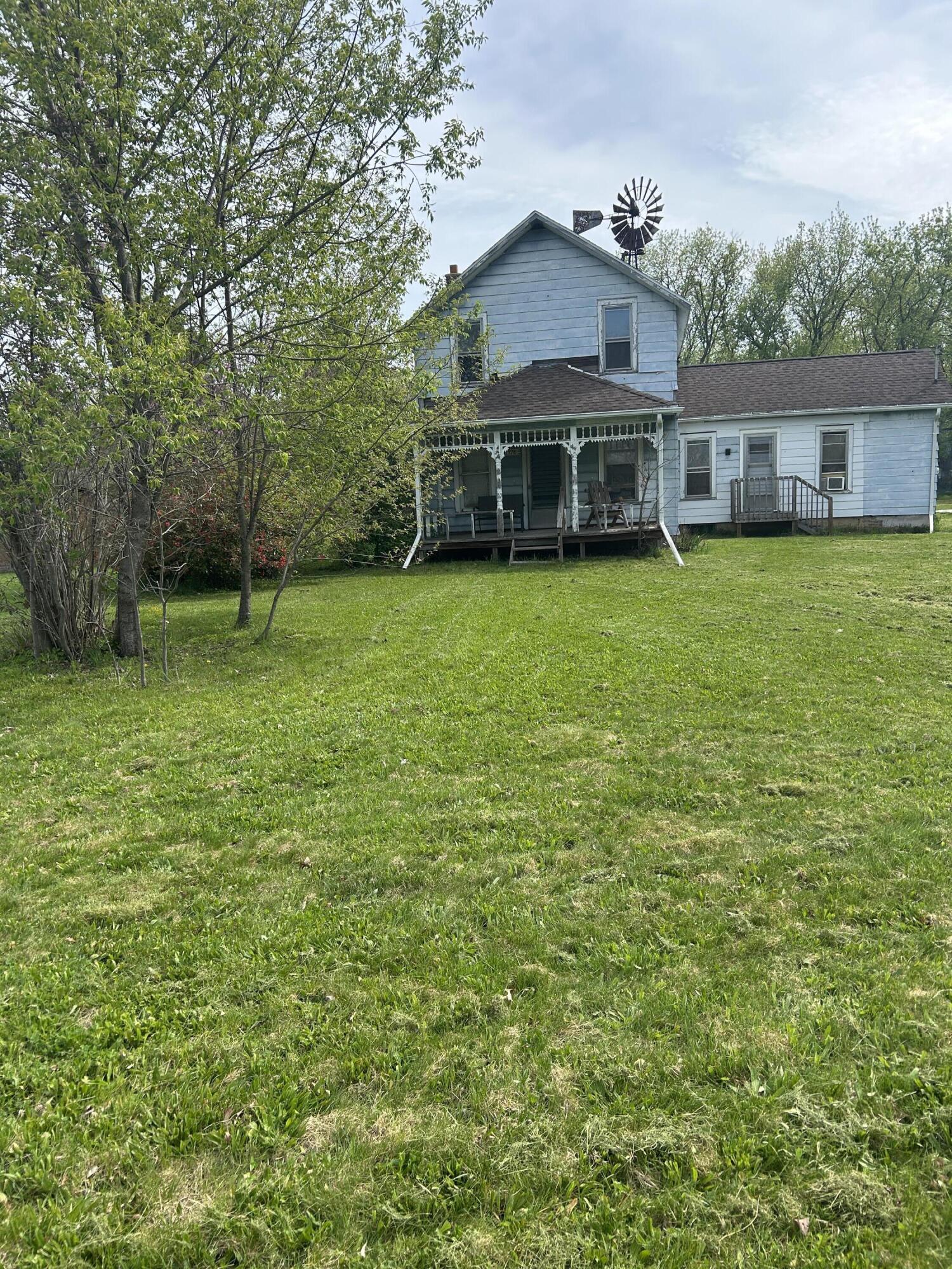 46376 County Road 352 Decatur MI 49045