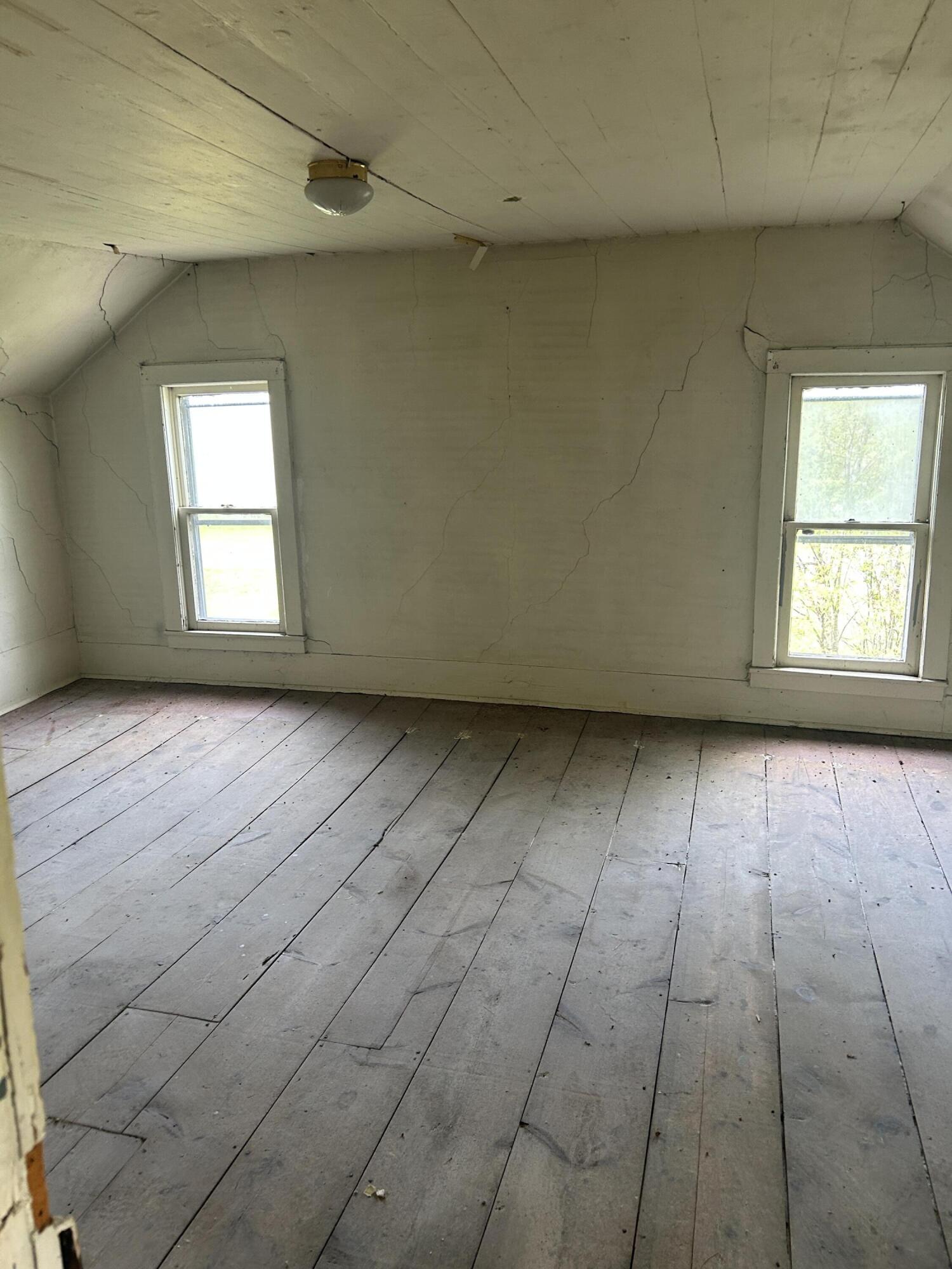 46376 County Road 352 Decatur MI 49045