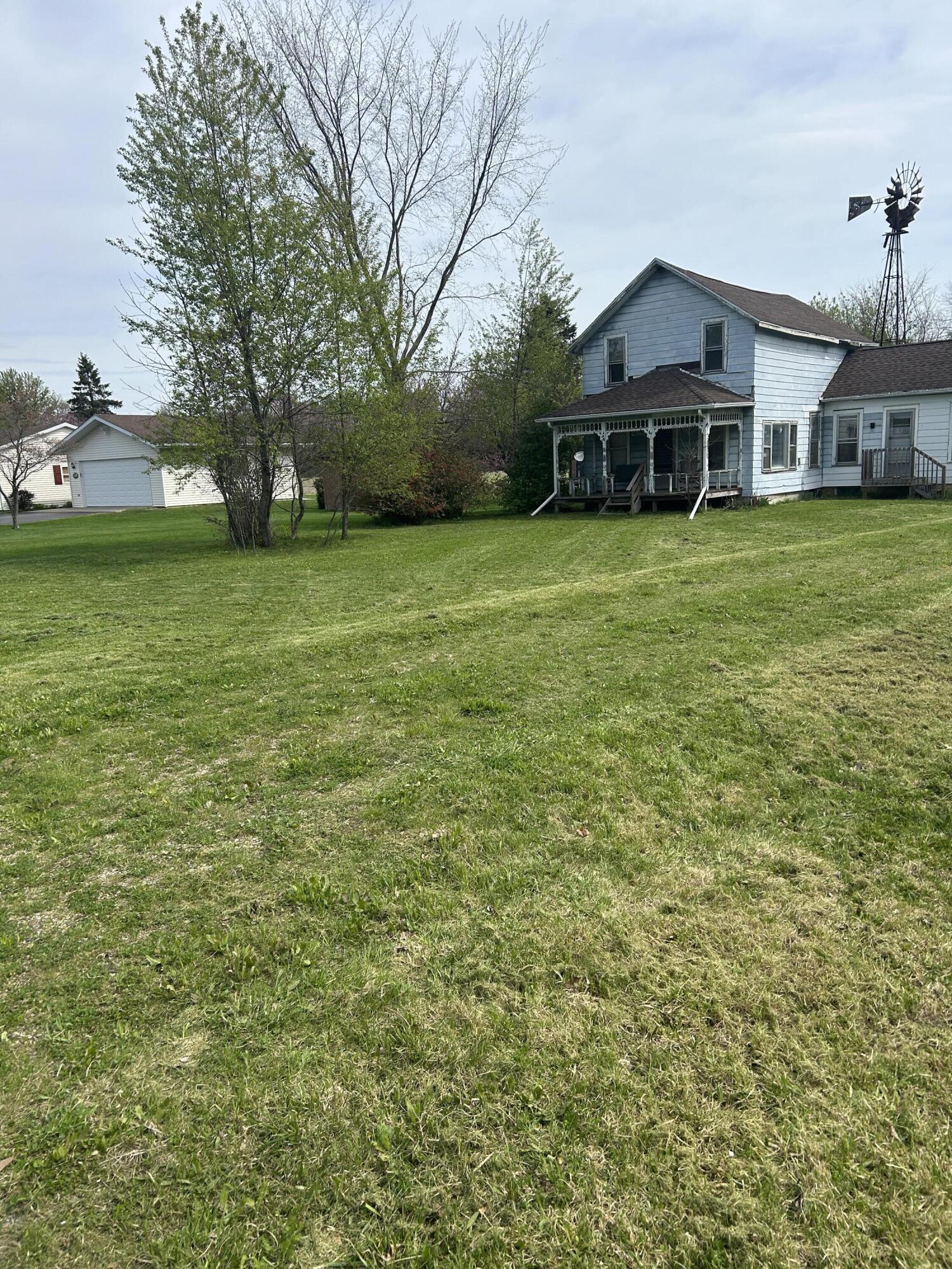 46376 County Road 352 Decatur MI 49045