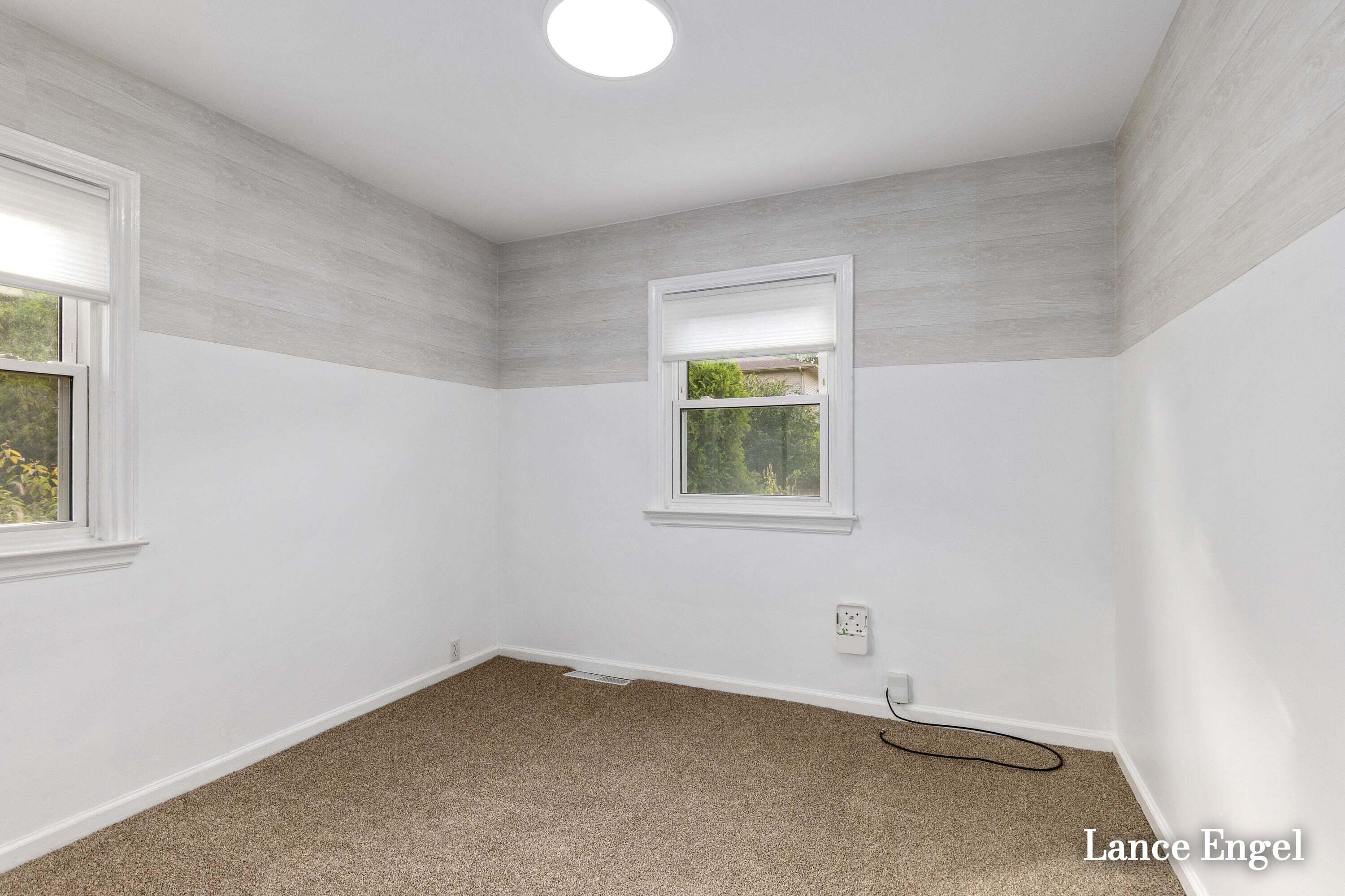 3348 Poinsettia Avenue SE Grand Rapids MI 49508