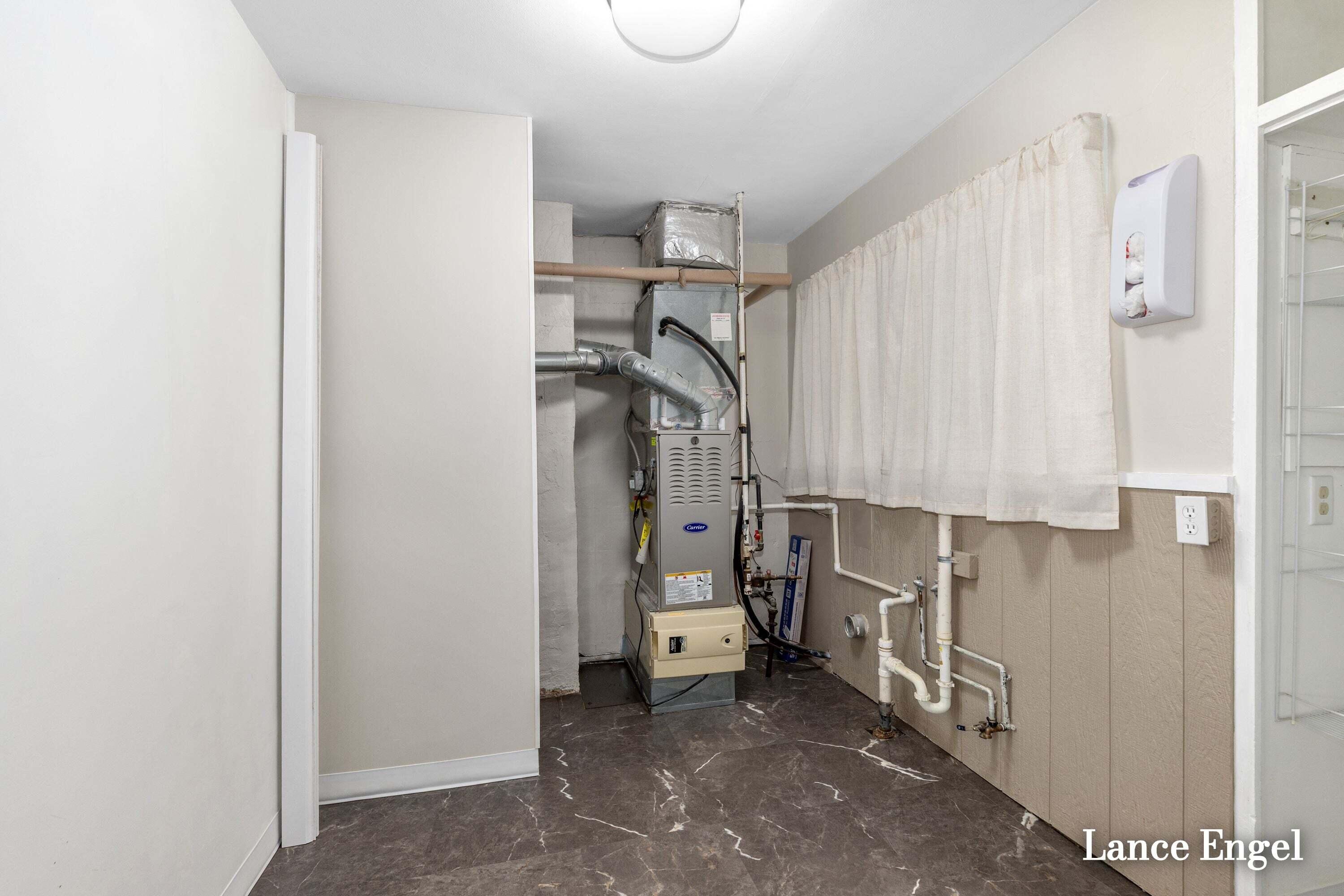 3348 Poinsettia Avenue SE Grand Rapids MI 49508
