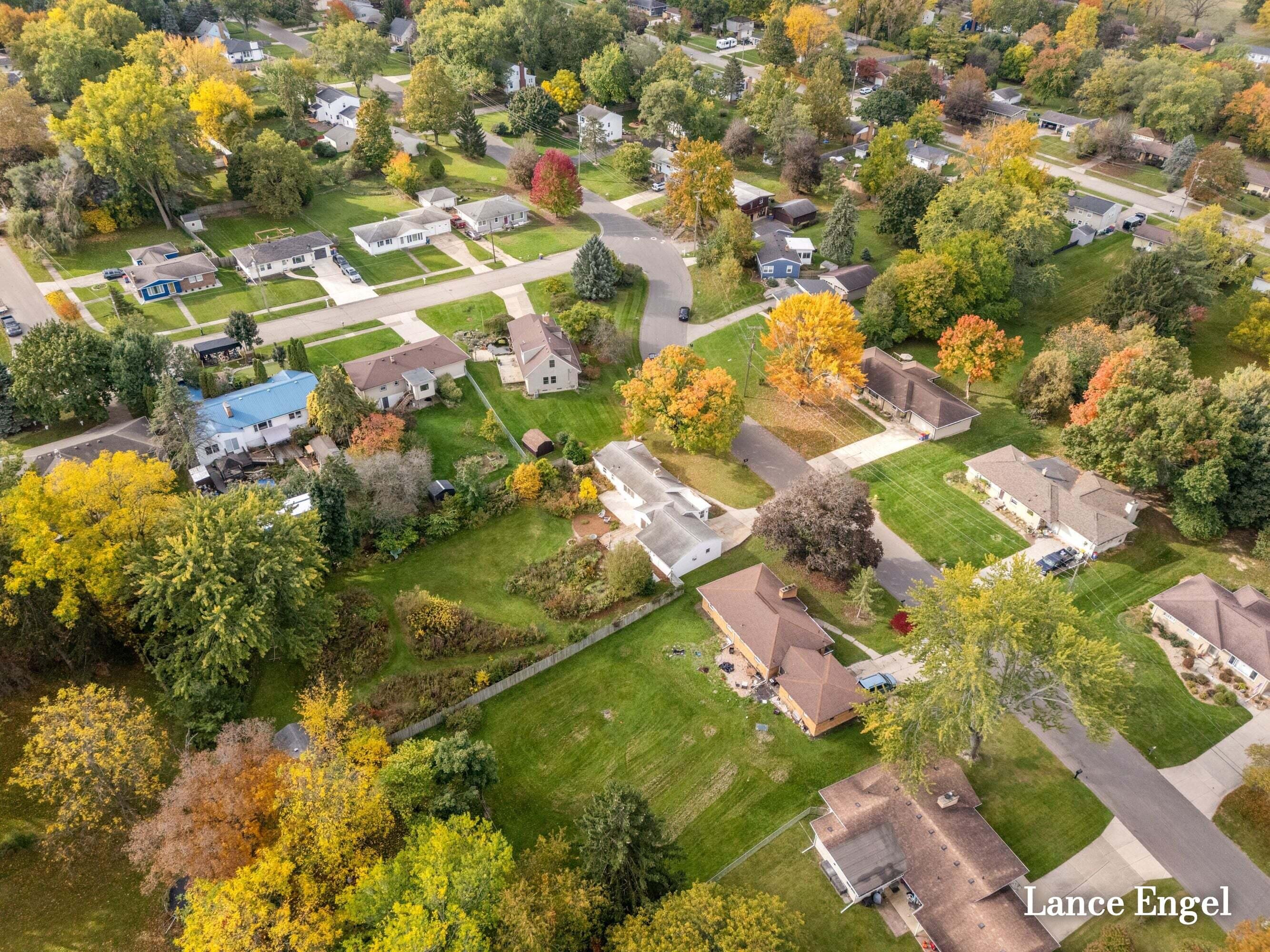 3348 Poinsettia Avenue SE Grand Rapids MI 49508
