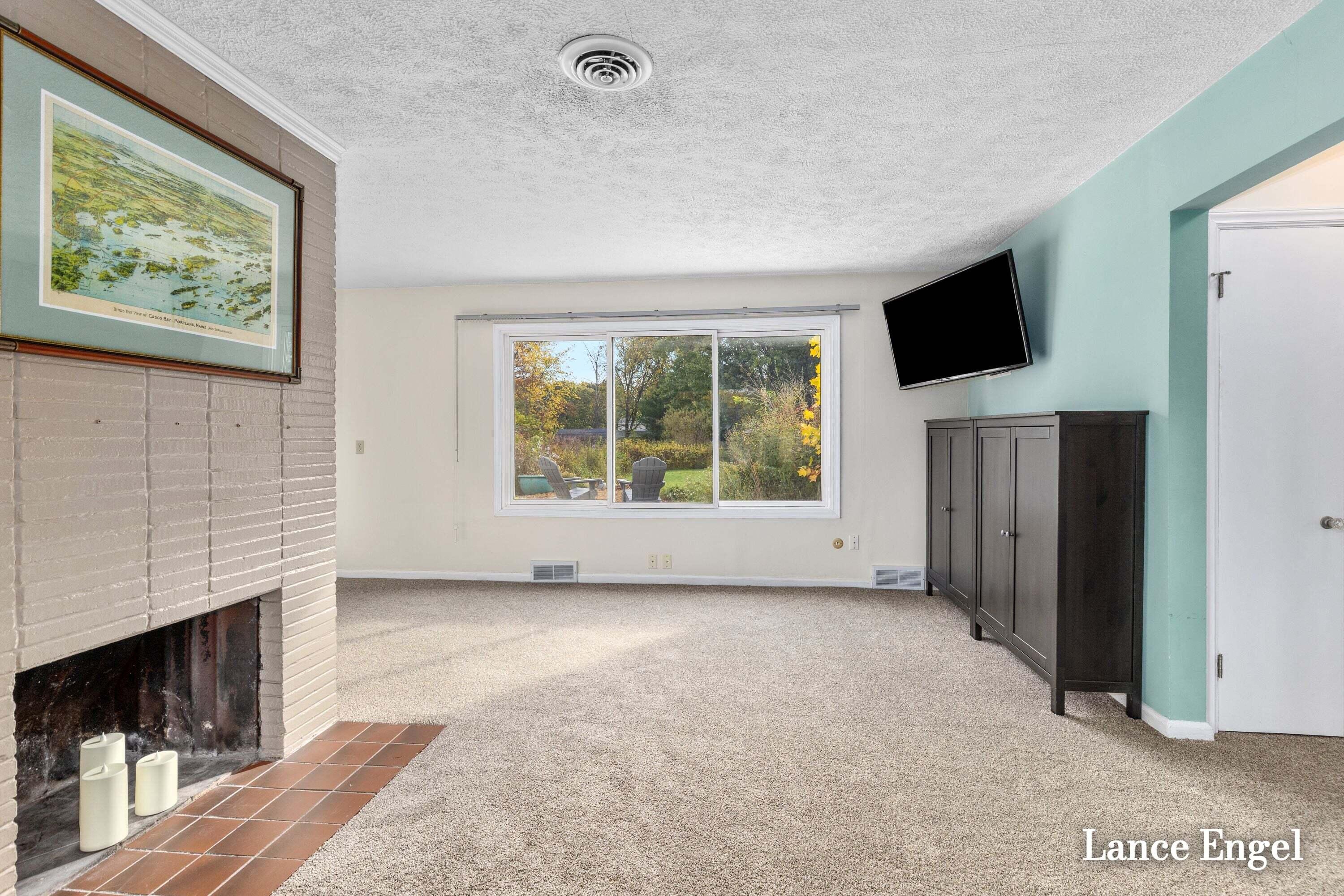 3348 Poinsettia Avenue SE Grand Rapids MI 49508