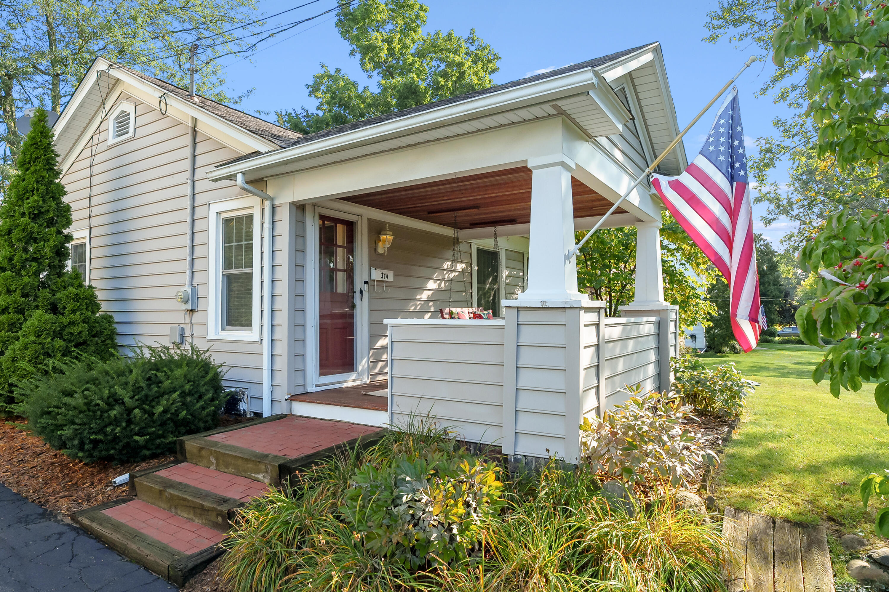 314 Creston Avenue Kalamazoo MI 49001
