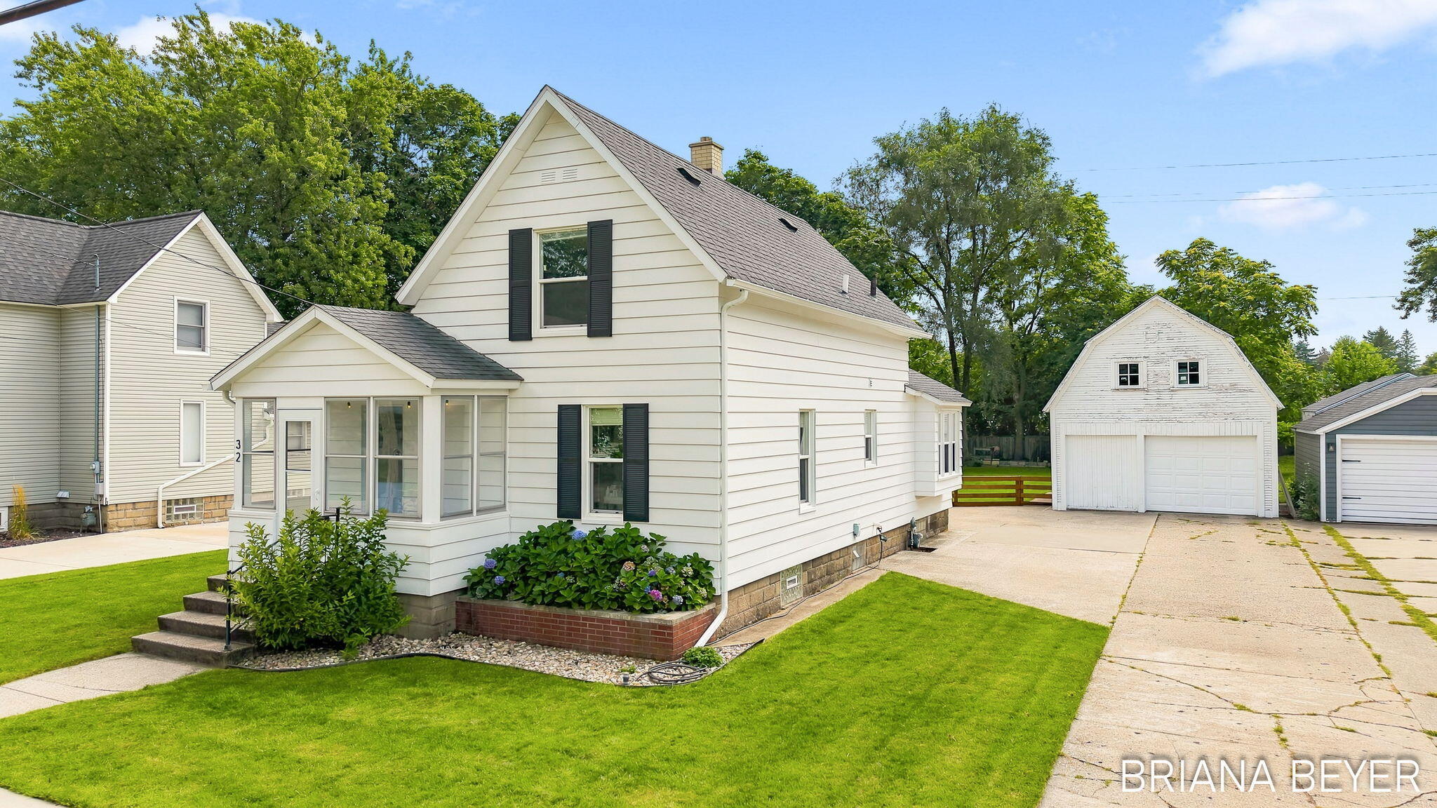32 W Mckinley Avenue Zeeland MI 49464