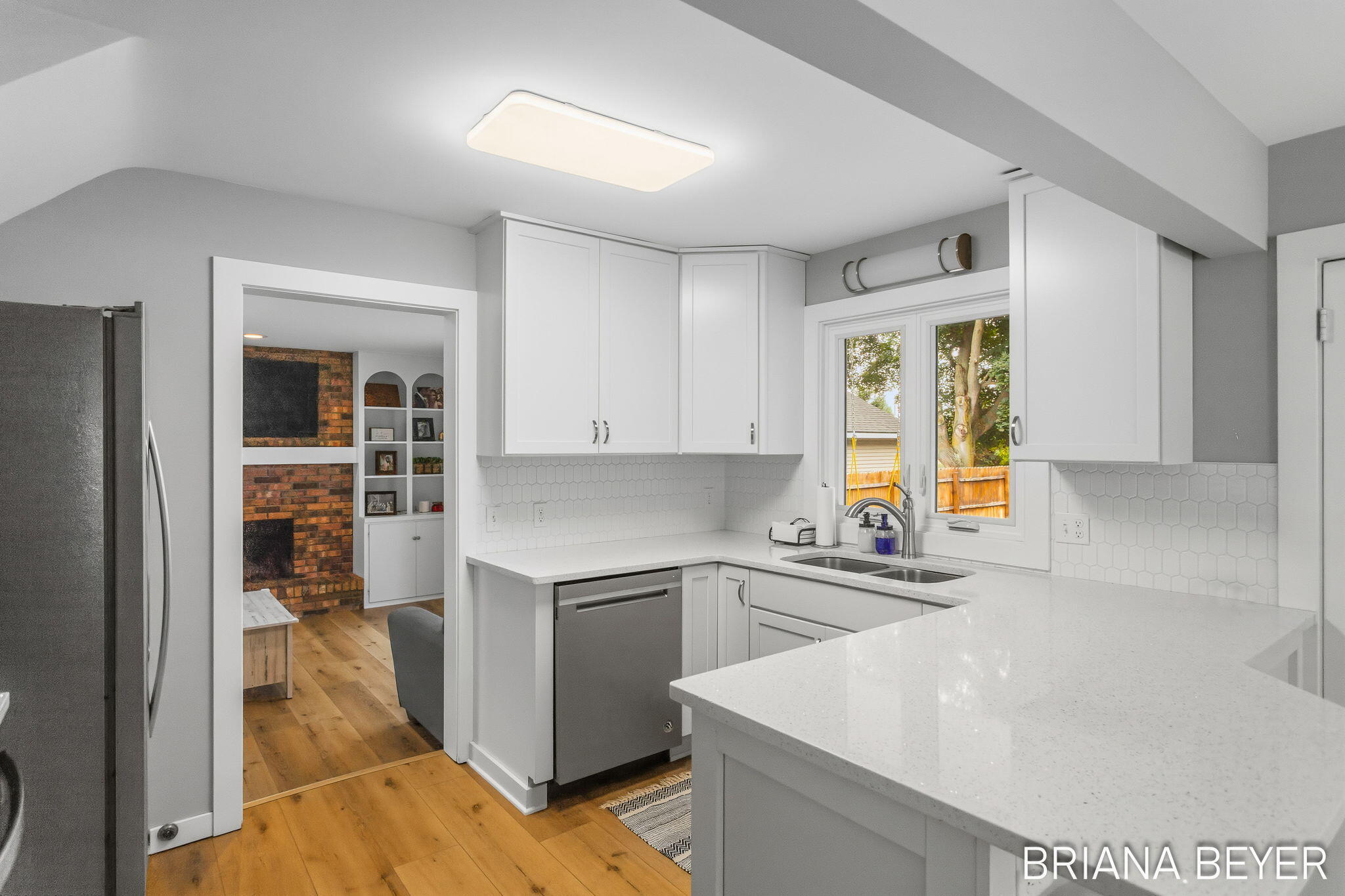 32 W Mckinley Avenue Zeeland MI 49464