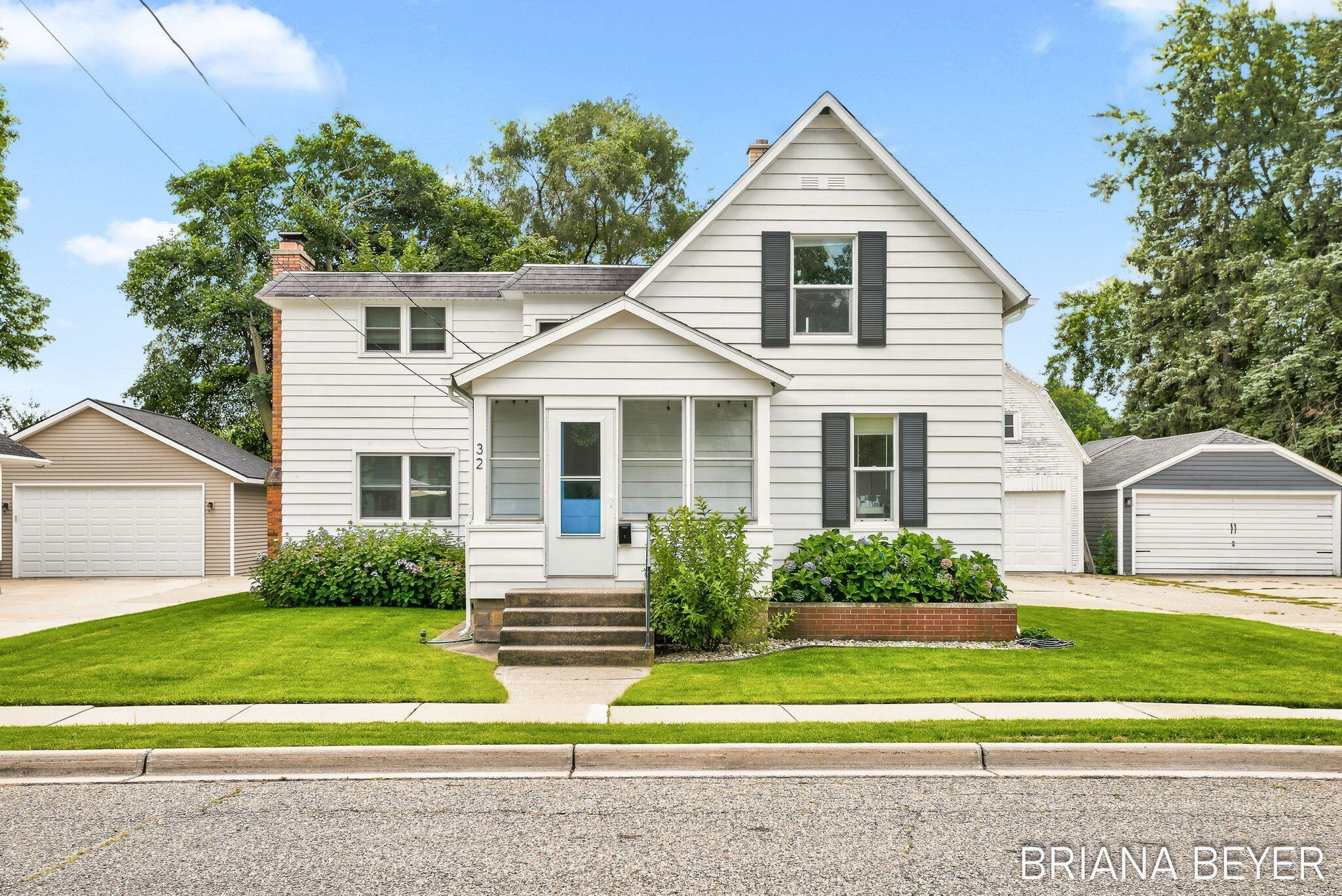 32 W Mckinley Avenue Zeeland MI 49464