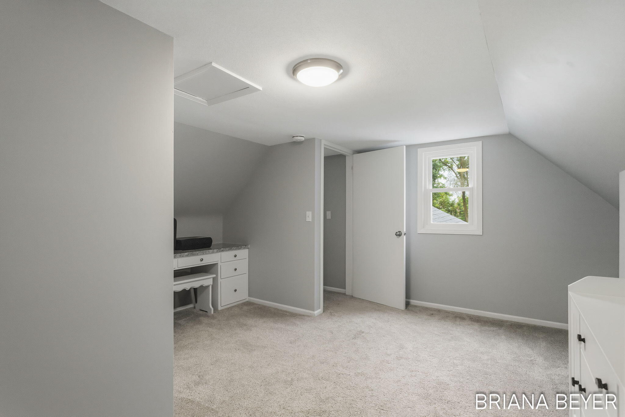 32 W Mckinley Avenue Zeeland MI 49464