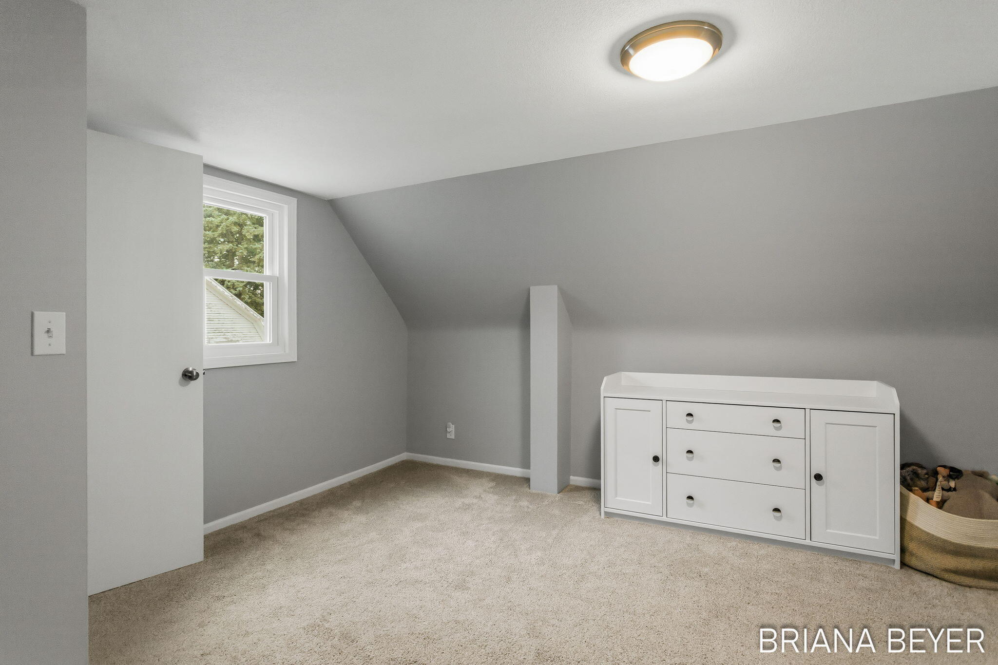 32 W Mckinley Avenue Zeeland MI 49464