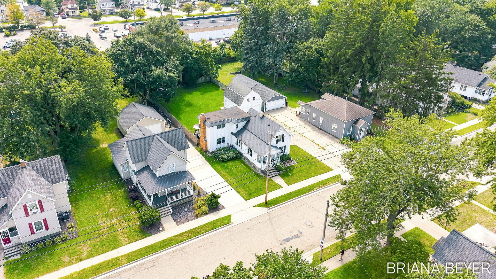 32 W Mckinley Avenue Zeeland MI 49464