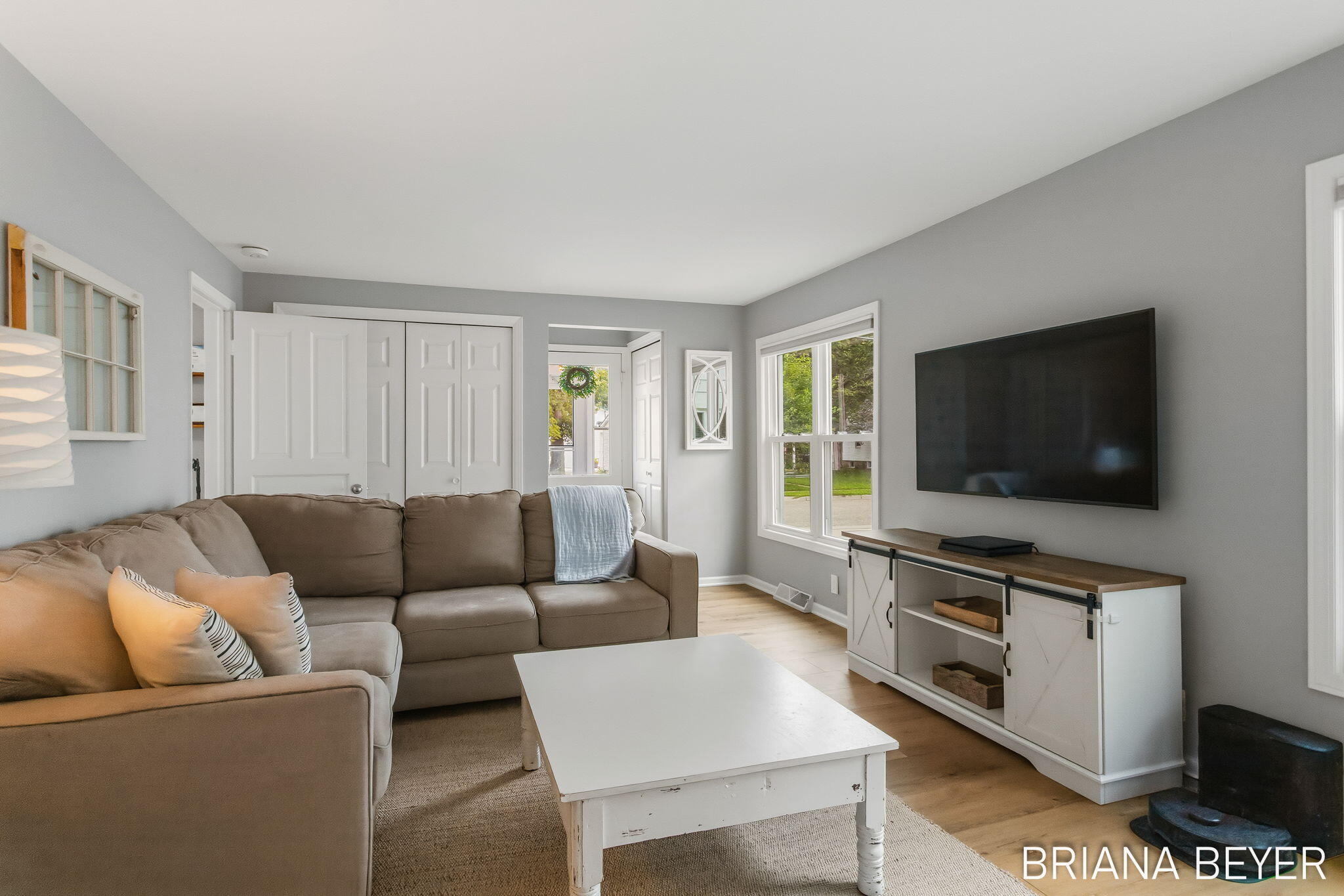 32 W Mckinley Avenue Zeeland MI 49464